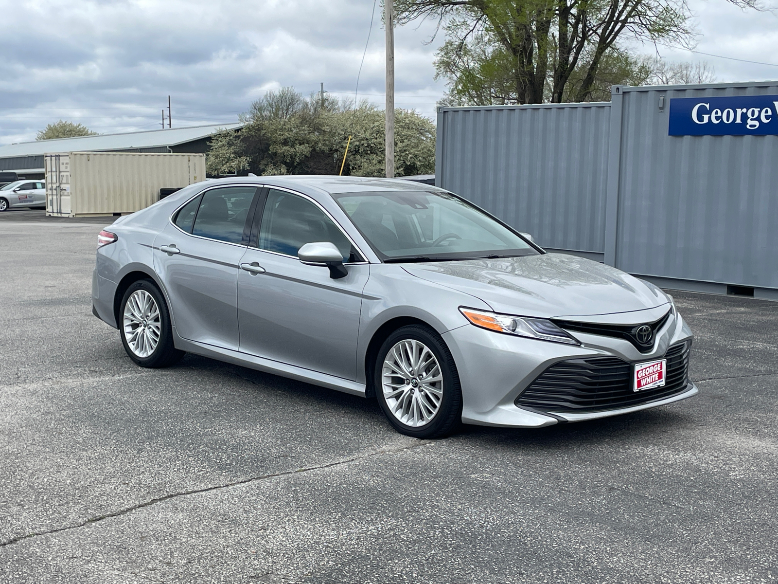2019 Toyota Camry XLE 1
