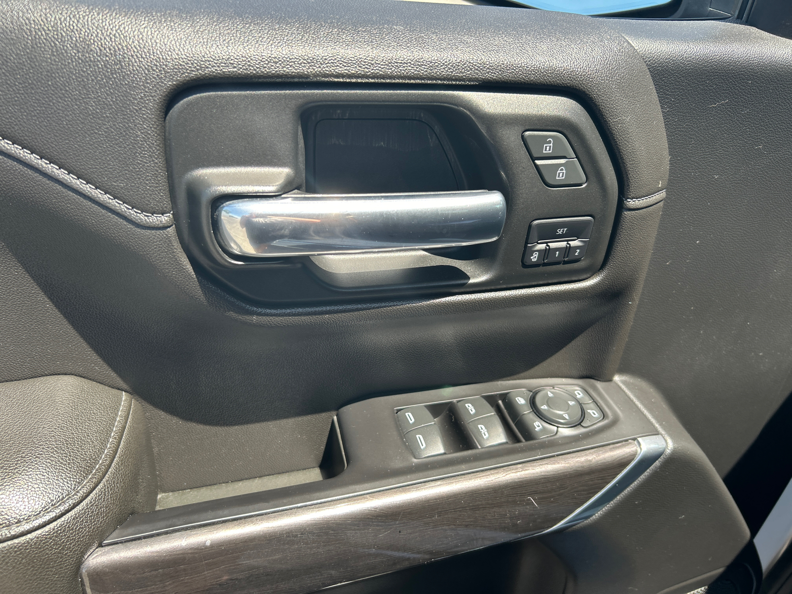 2019 Chevrolet Silverado 1500 LTZ 13