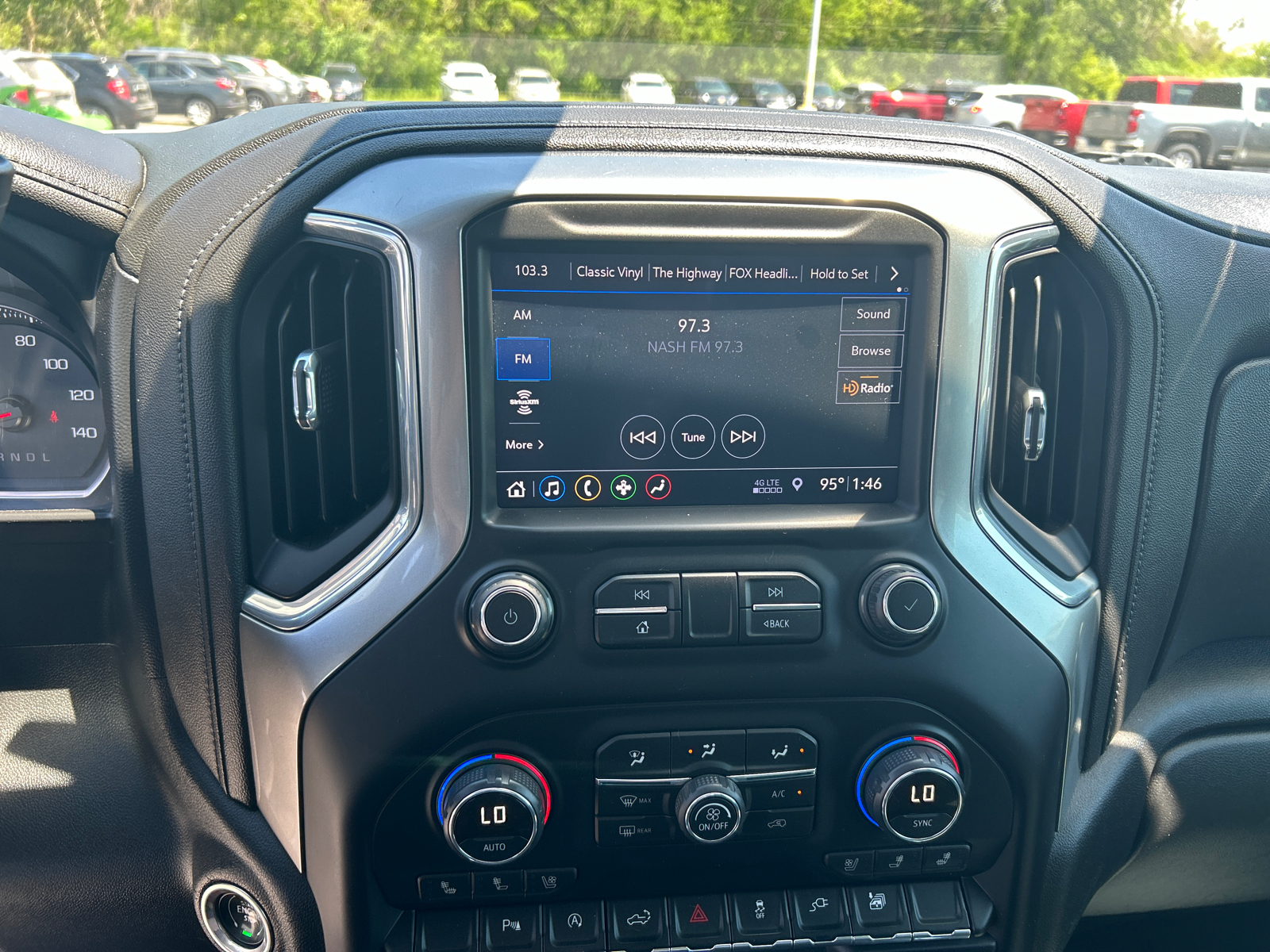 2019 Chevrolet Silverado 1500 LTZ 17