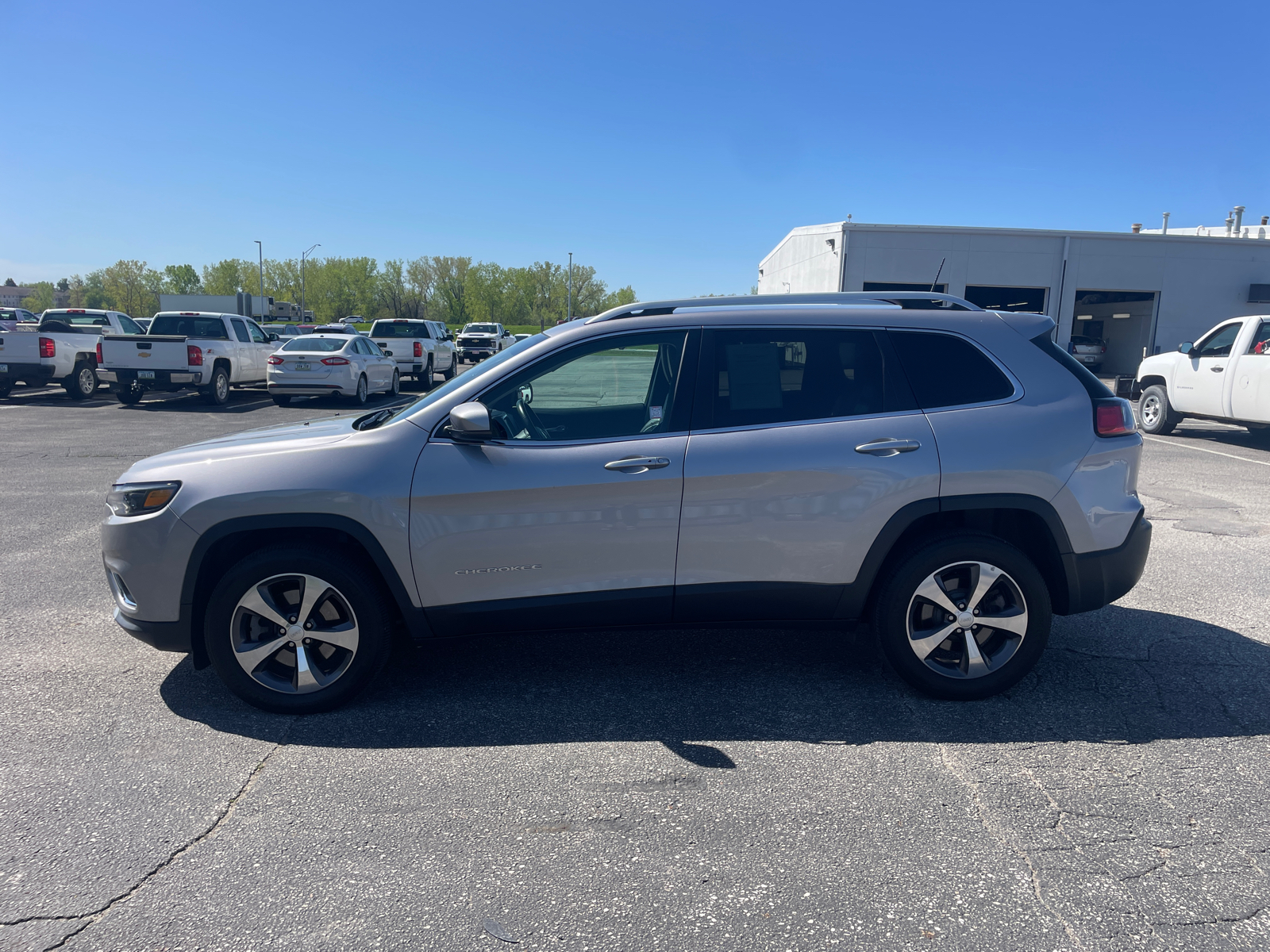 2019 Jeep Cherokee Limited 7