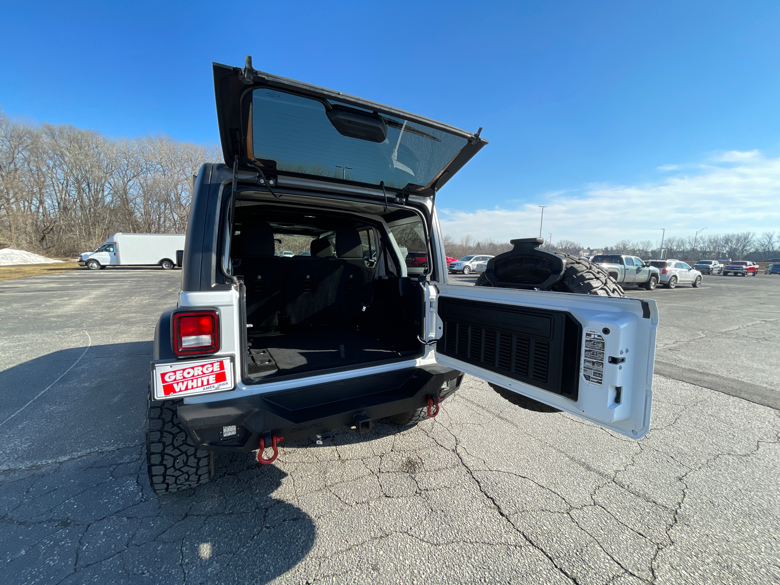 2018 Jeep Wrangler Unlimited Sport S 26