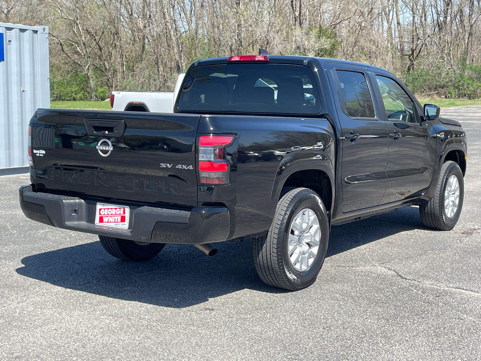 2023 Nissan Frontier SV 4