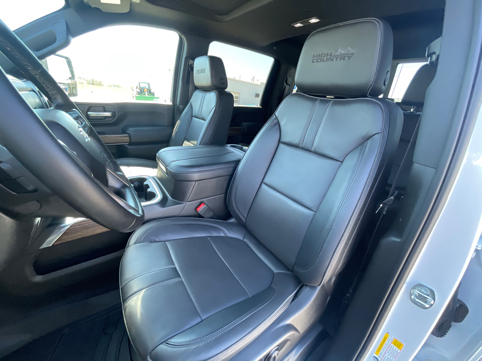 2023 Chevrolet Silverado 2500HD High Country 14