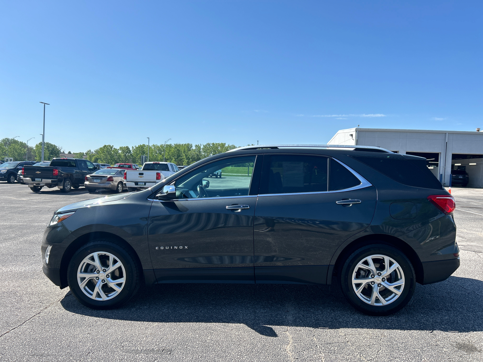 2020 Chevrolet Equinox Premier 7