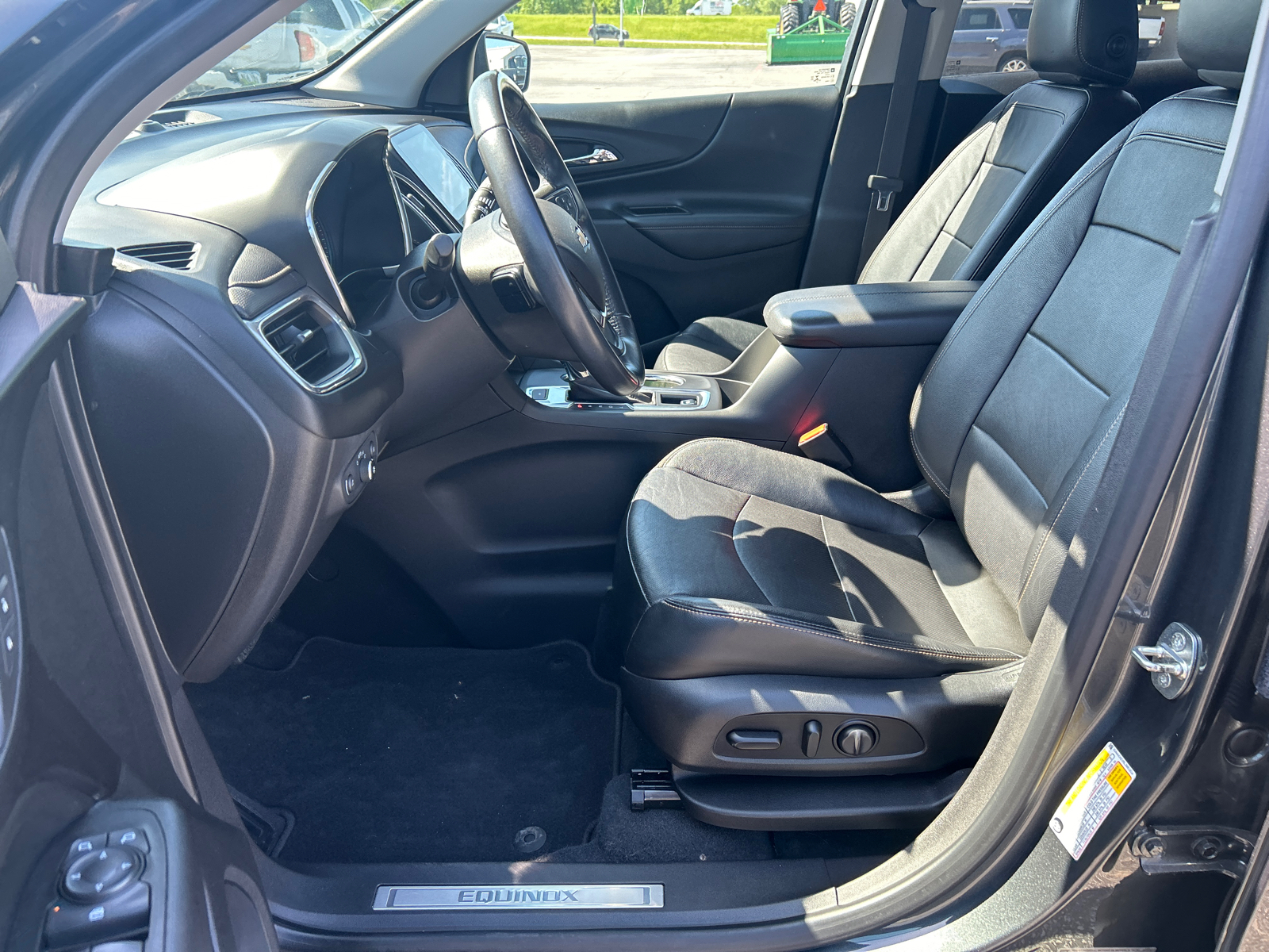 2020 Chevrolet Equinox Premier 12