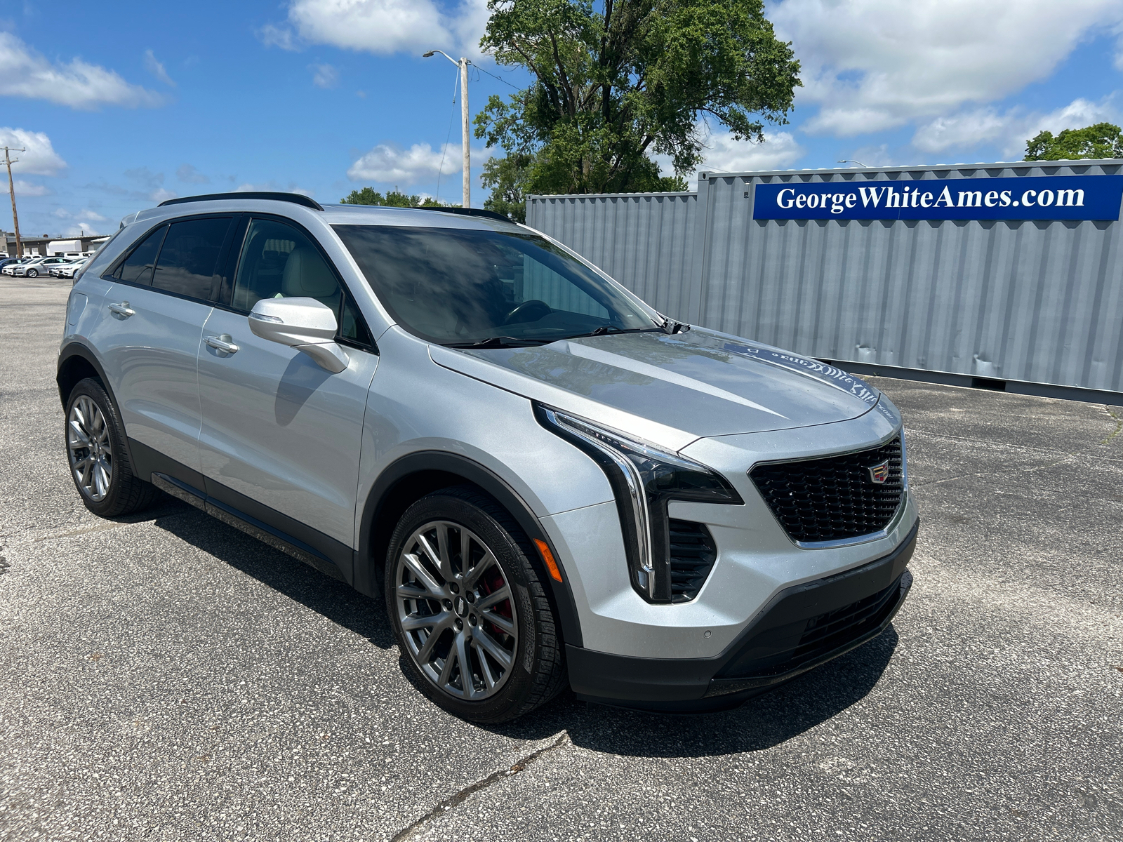 2021 Cadillac XT4 Sport 2