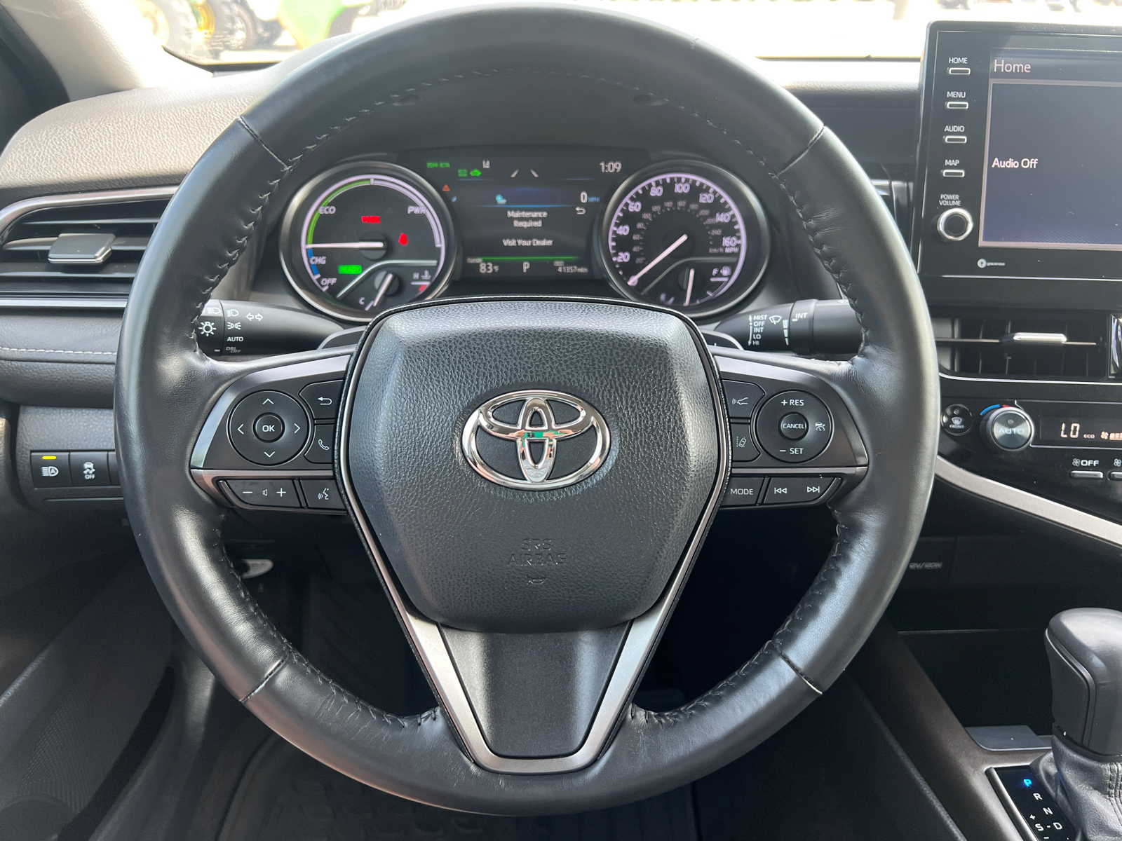 2021 Toyota Camry Hybrid XSE 19