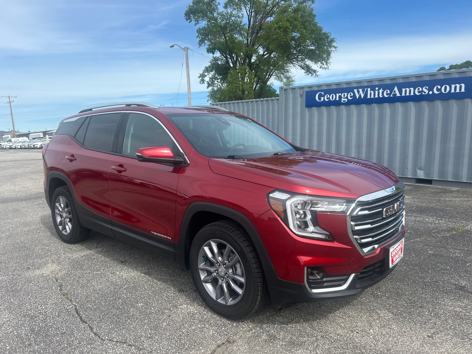 2023 GMC Terrain SLT 2