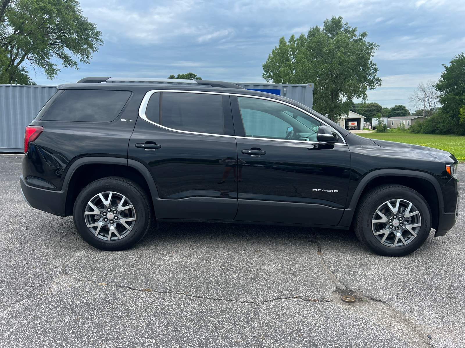 2023 GMC Acadia SLT 3