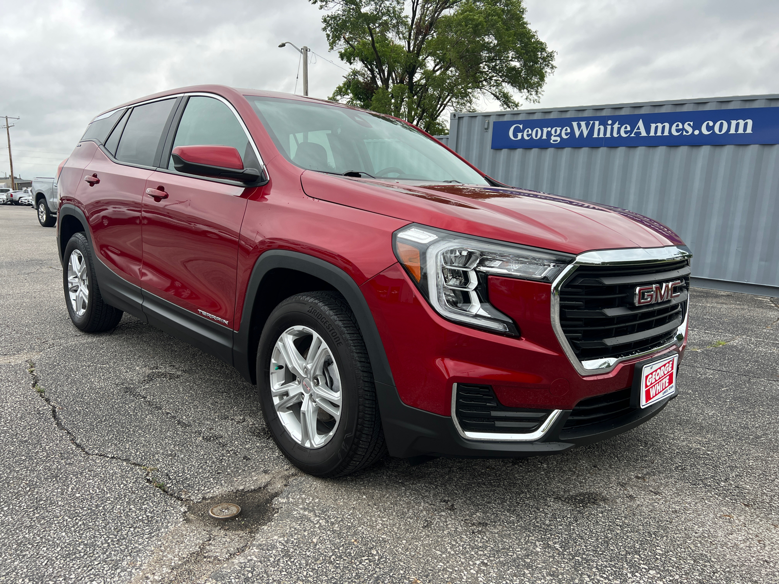 2023 GMC Terrain SLE 1