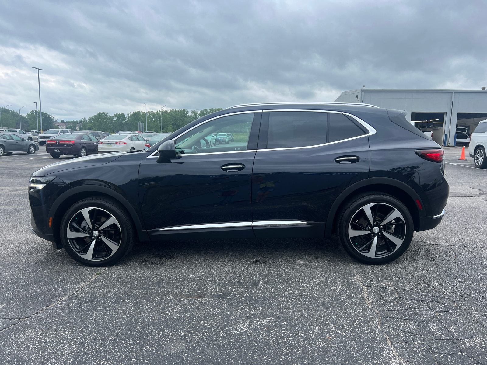 2021 Buick Envision Essence 7