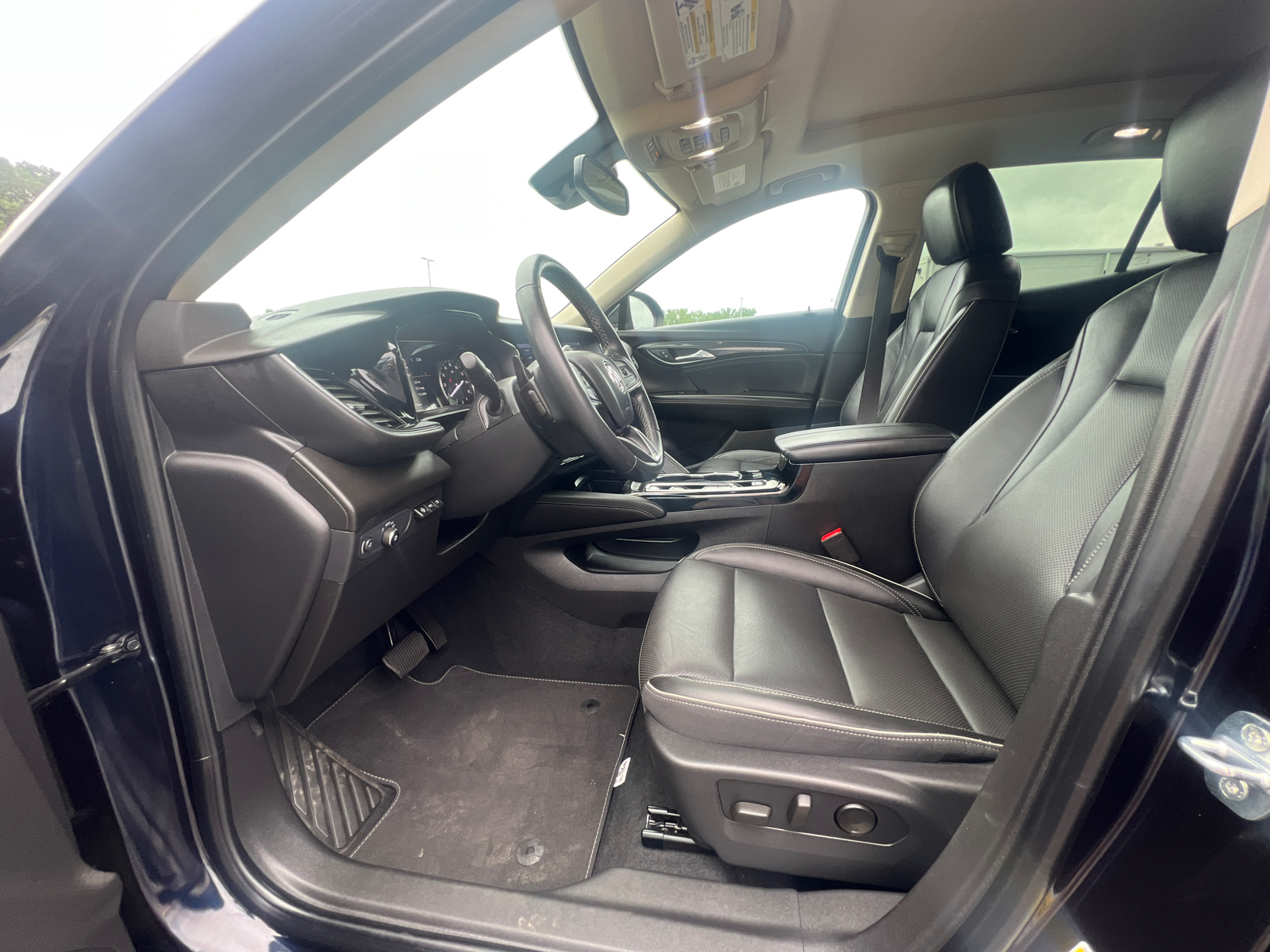 2021 Buick Envision Essence 11