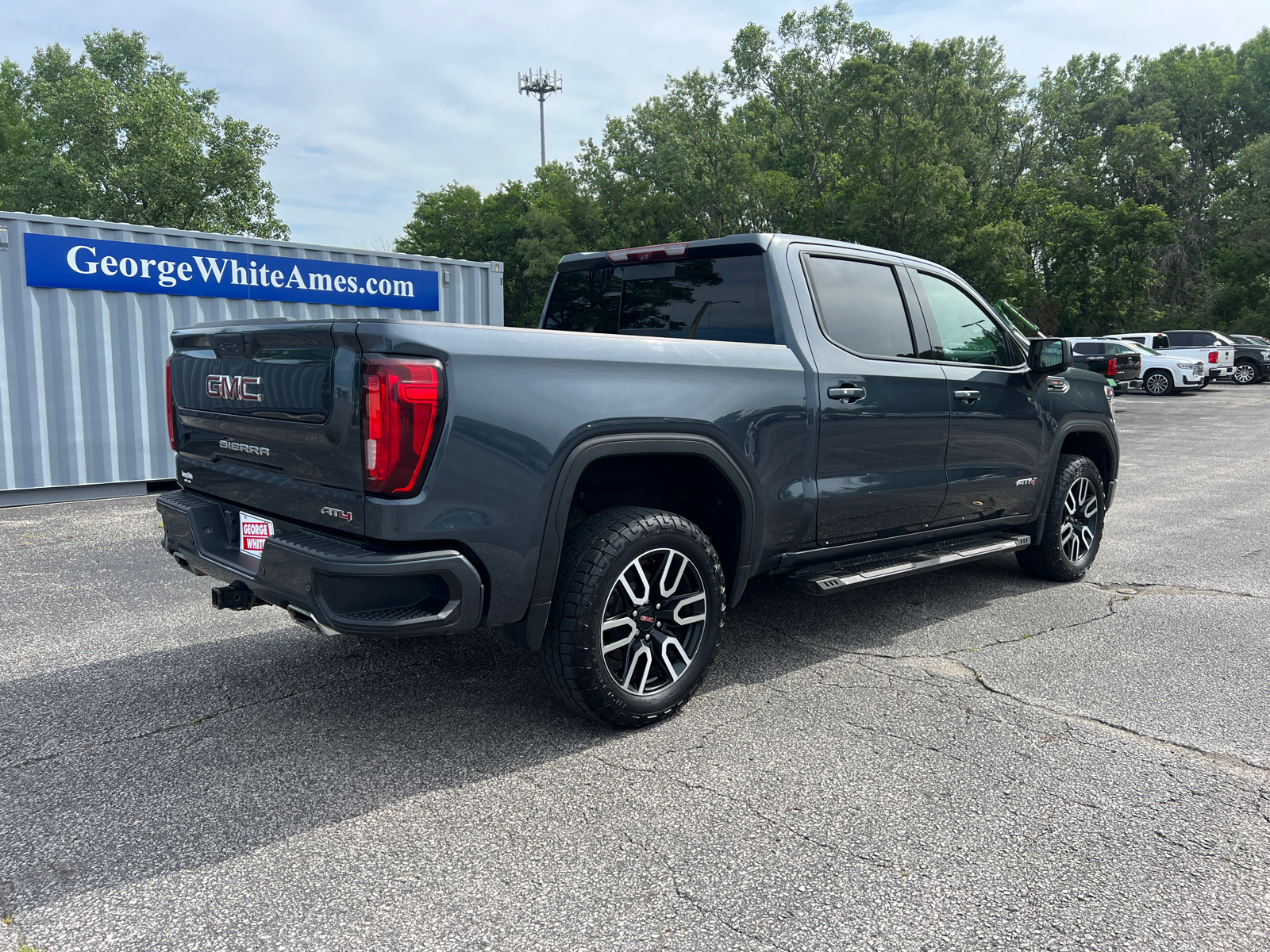 2021 GMC Sierra 1500 AT4 4