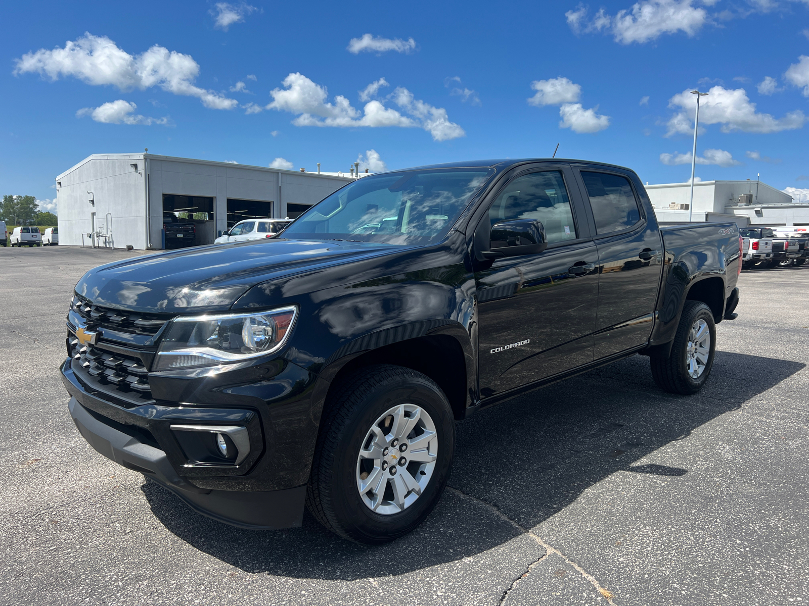 2022 Chevrolet Colorado LT 8