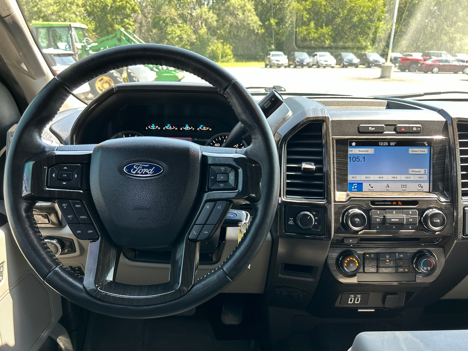 2018 Ford F-150 XLT 14