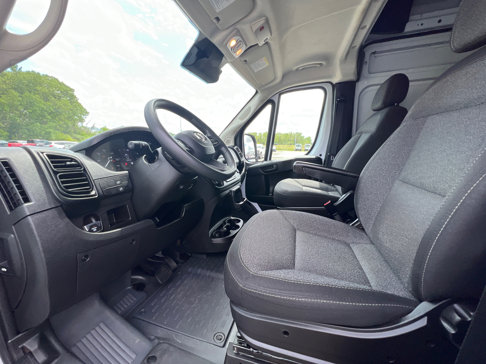 2023 Ram ProMaster 2500 High Roof 11