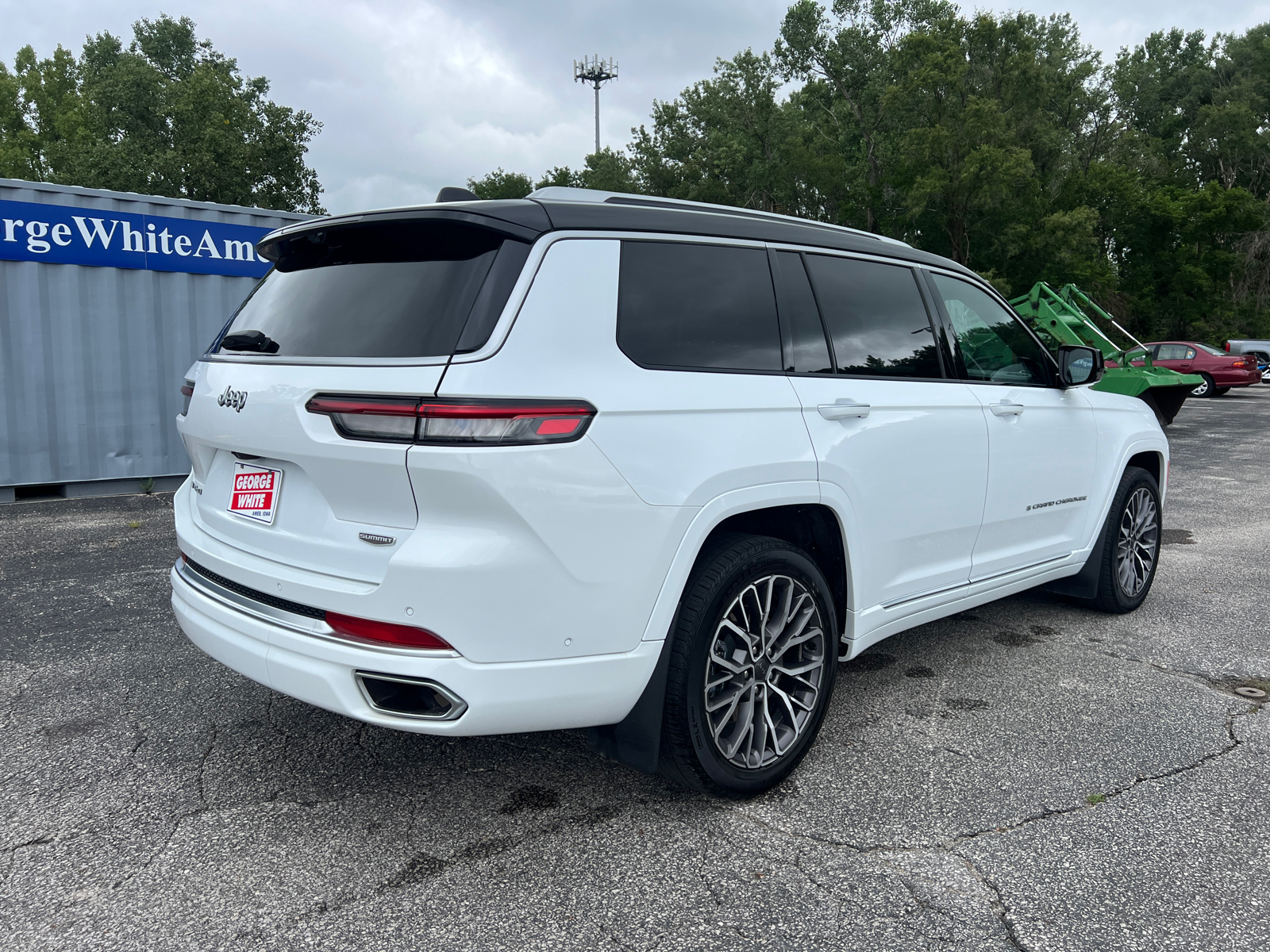 2023 Jeep Grand Cherokee L Summit 4