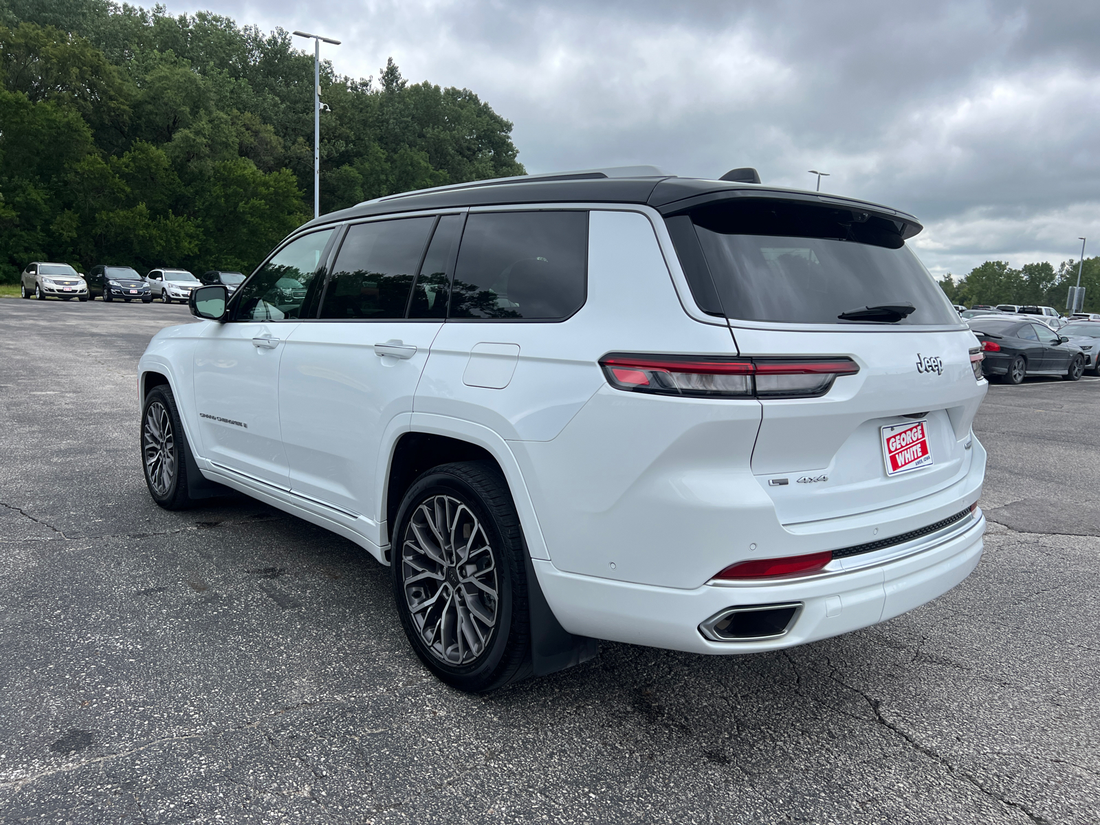 2023 Jeep Grand Cherokee L Summit 6