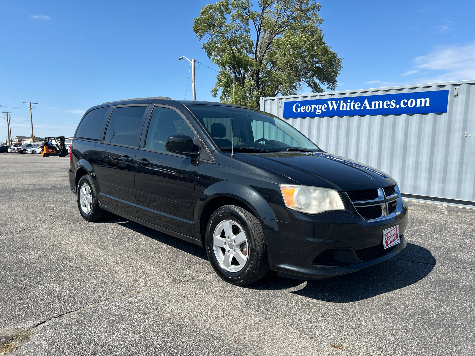 2012 Dodge Grand Caravan SXT 1