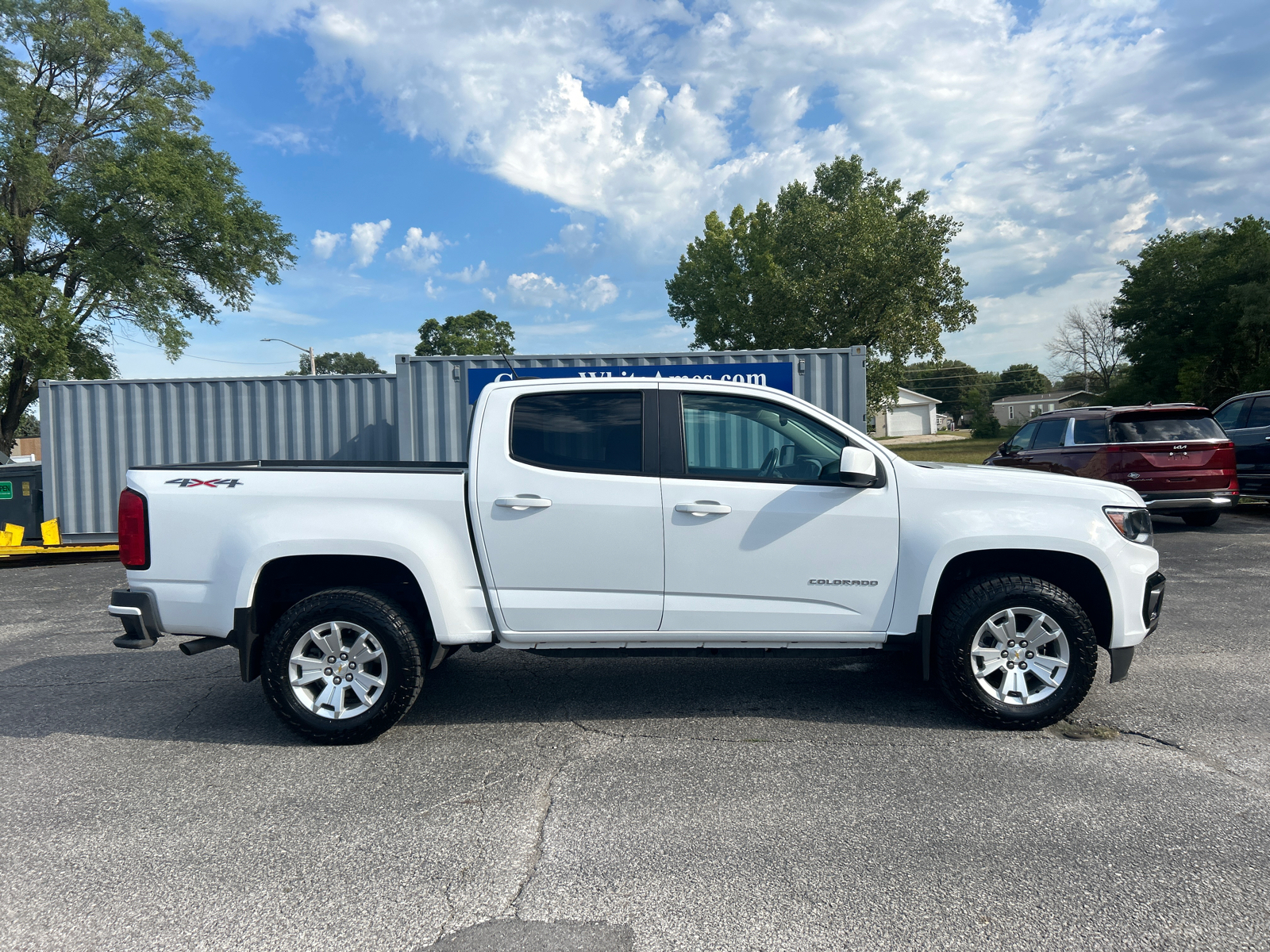 2022 Chevrolet Colorado LT 3