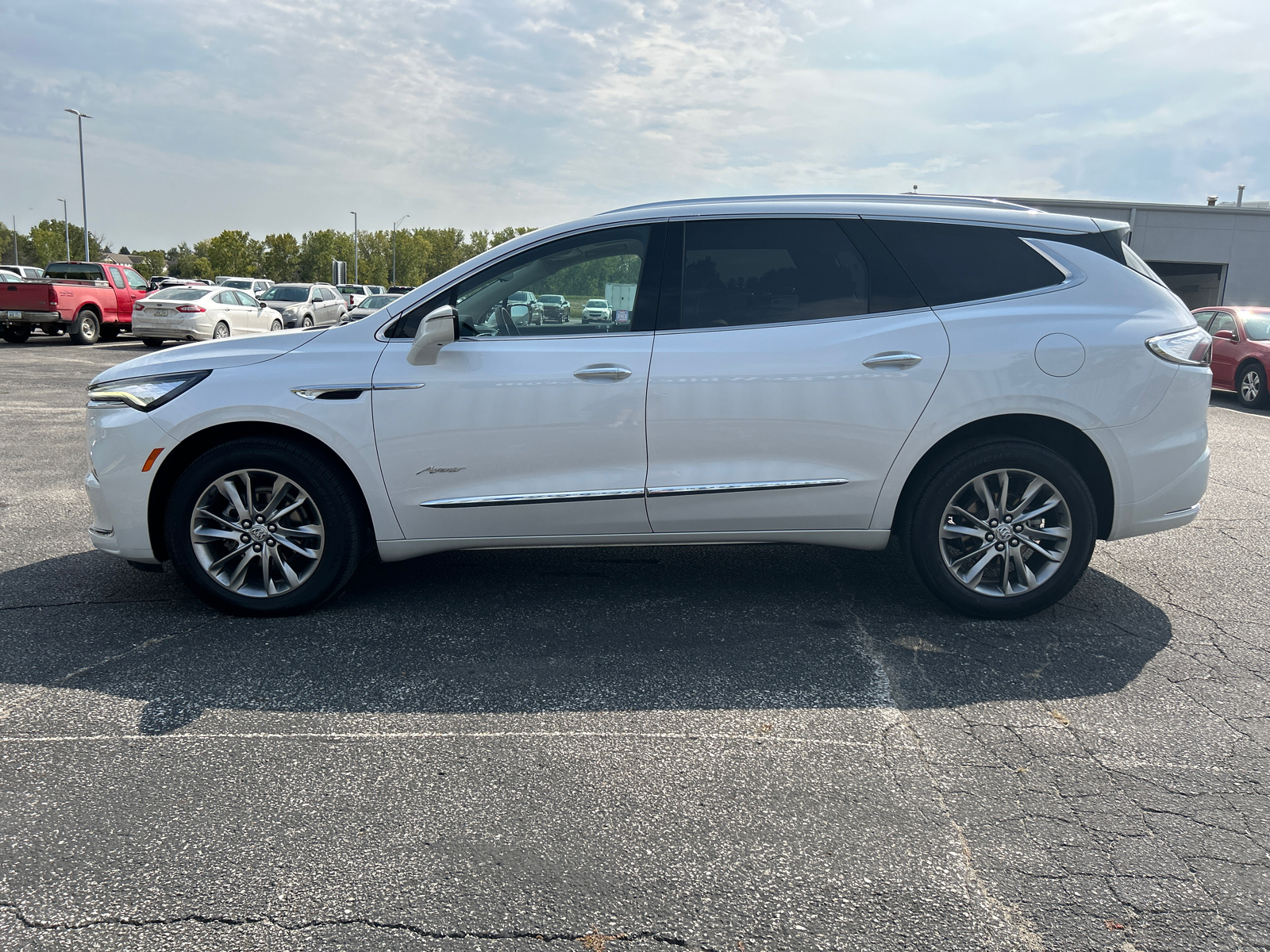 2023 Buick Enclave Avenir 7