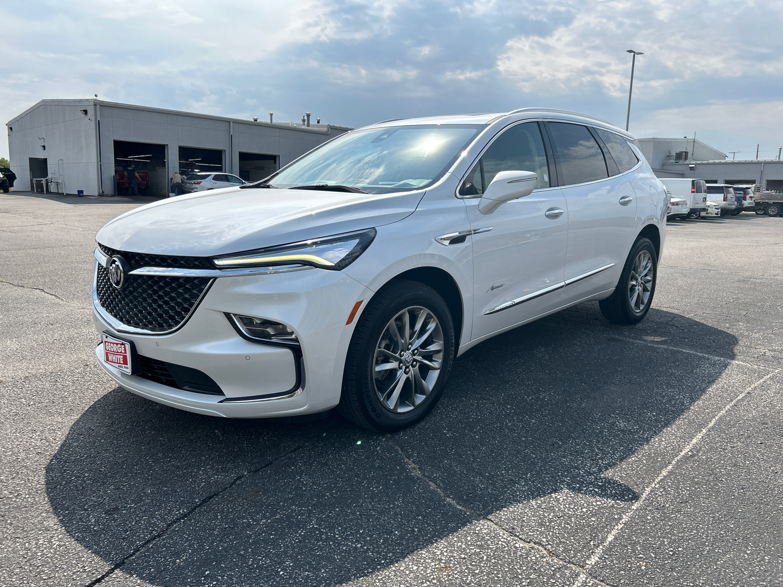 2023 Buick Enclave Avenir 8