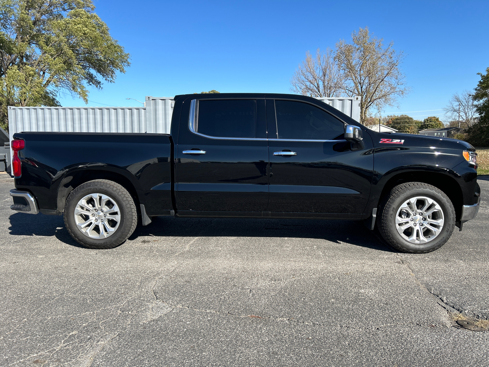 2024 Chevrolet Silverado 1500 LTZ 3