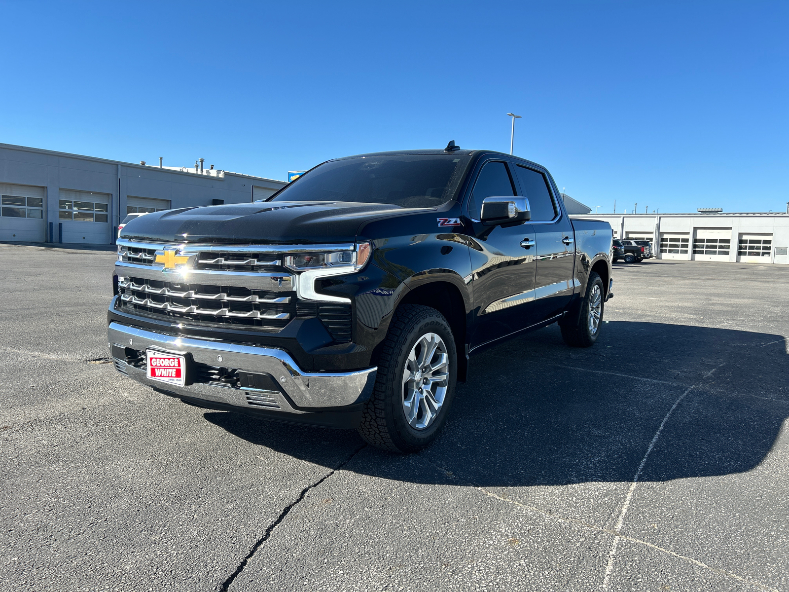 2024 Chevrolet Silverado 1500 LTZ 8