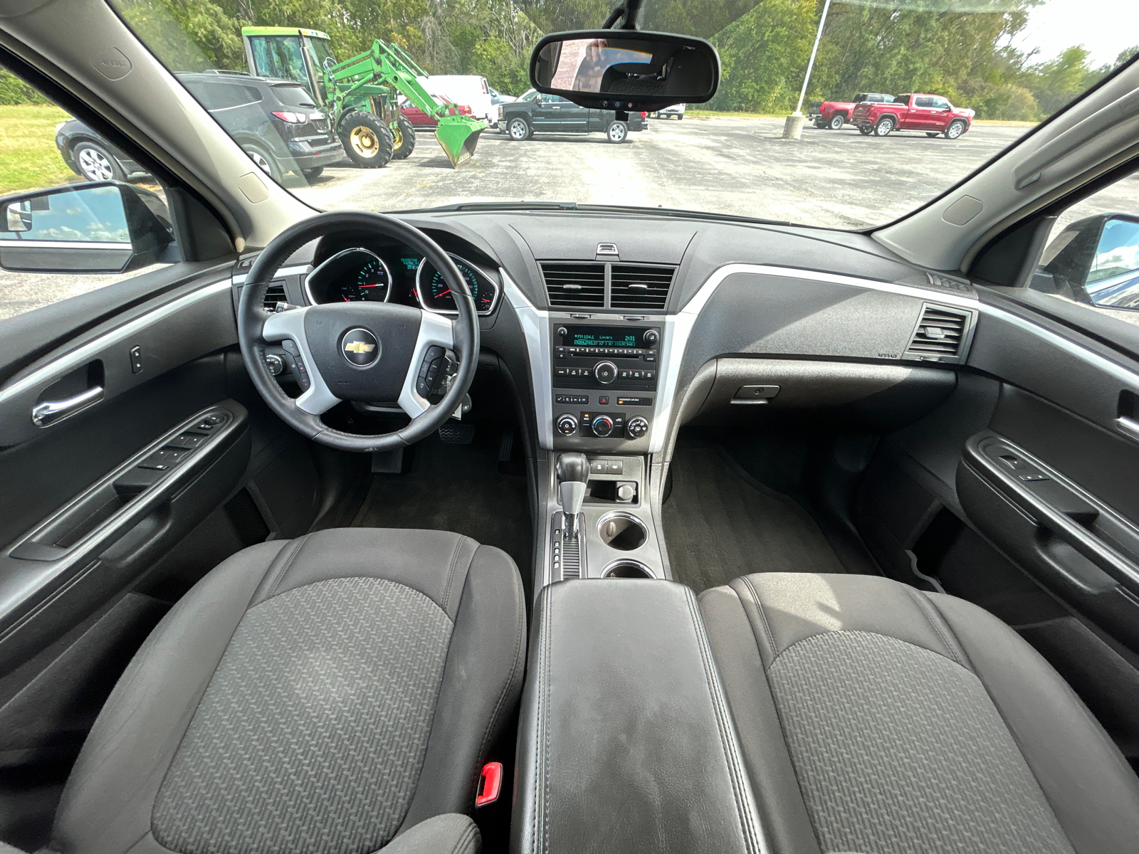 2009 Chevrolet Traverse LT 14