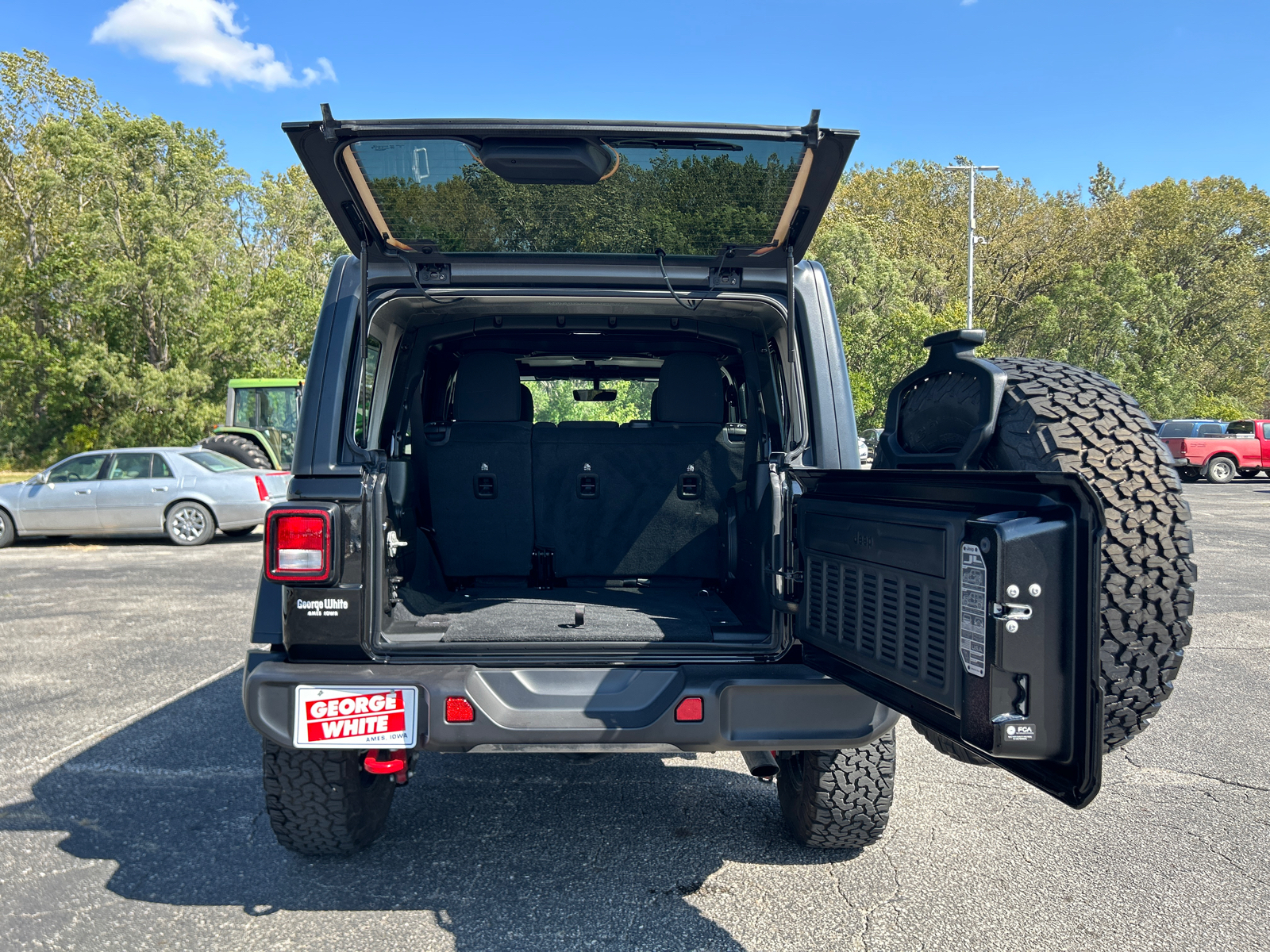 2023 Jeep Wrangler Rubicon 13