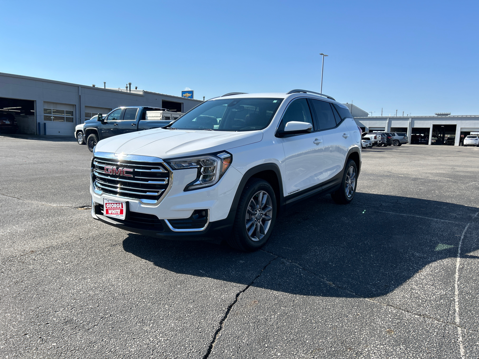 2024 GMC Terrain SLT 8