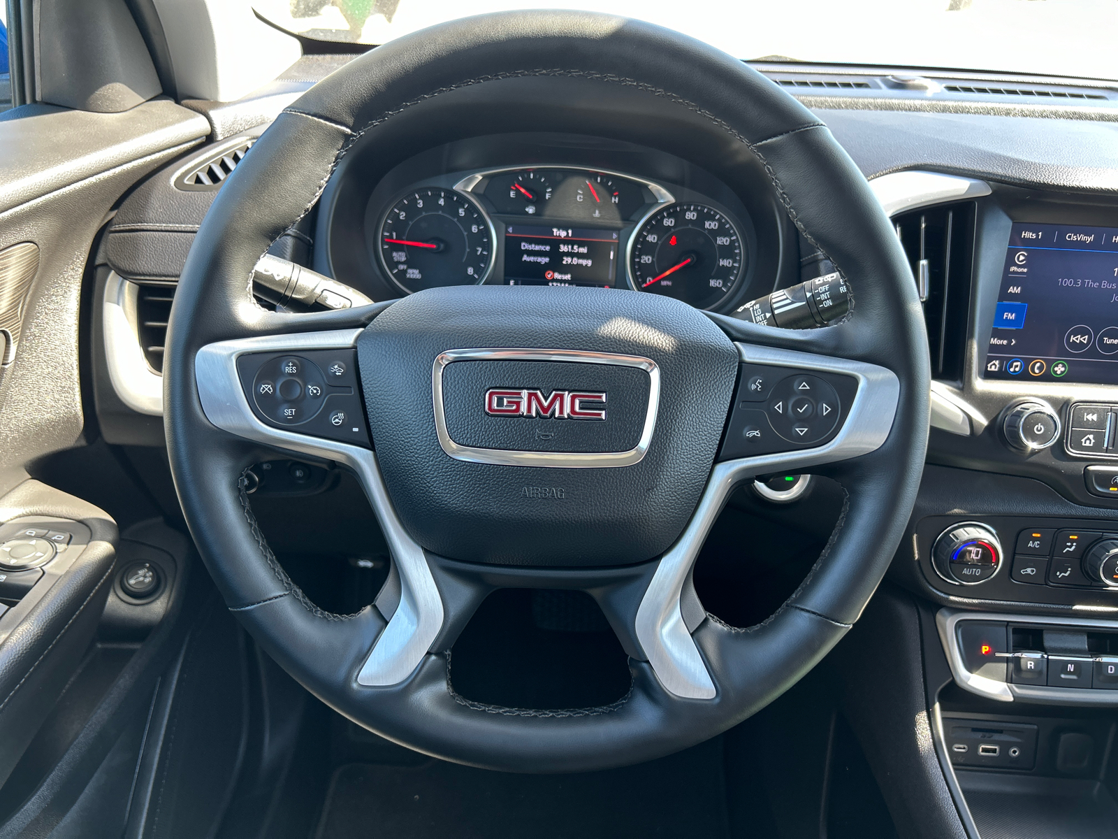 2024 GMC Terrain SLT 19