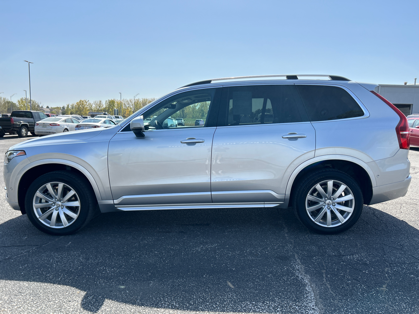 2017 Volvo XC90 T6 Momentum 7