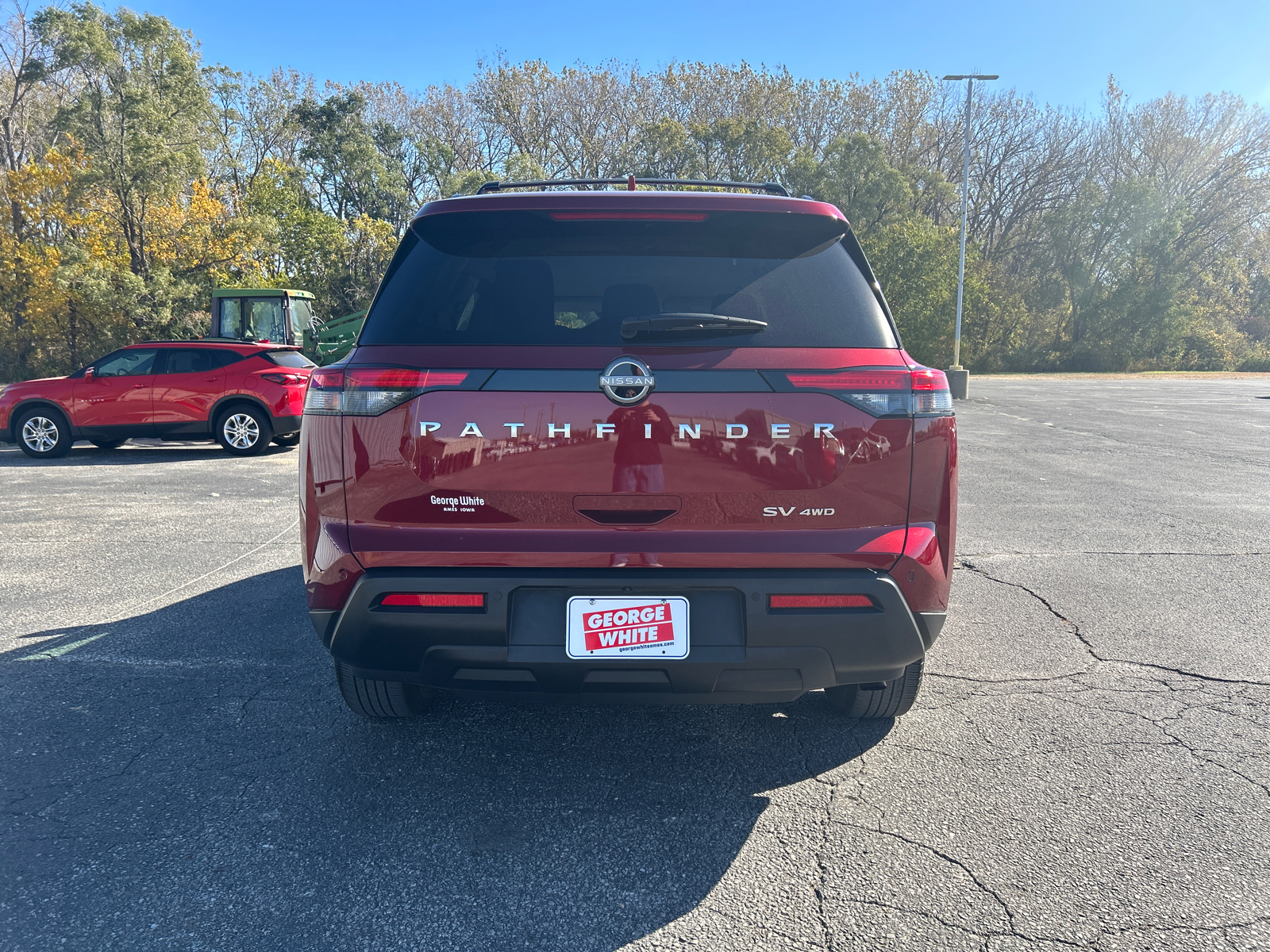 2023 Nissan Pathfinder SV 5