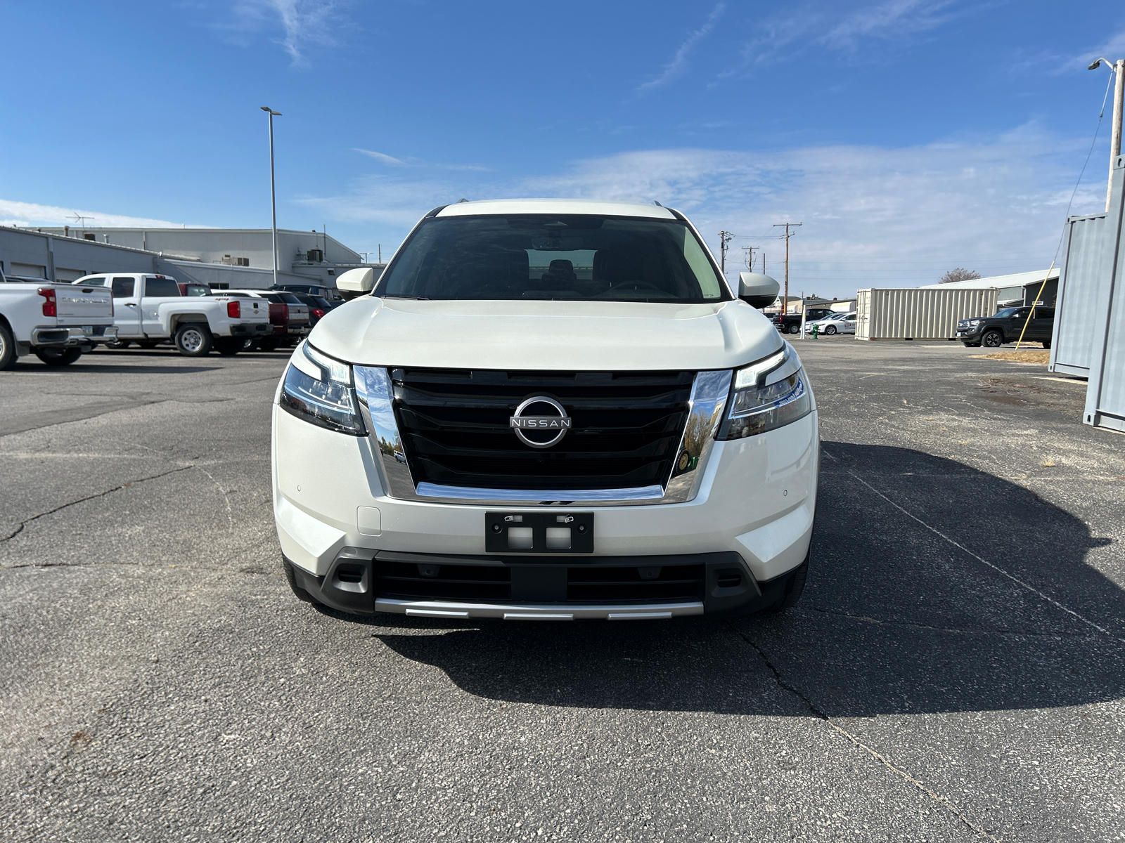 2023 Nissan Pathfinder SL 9