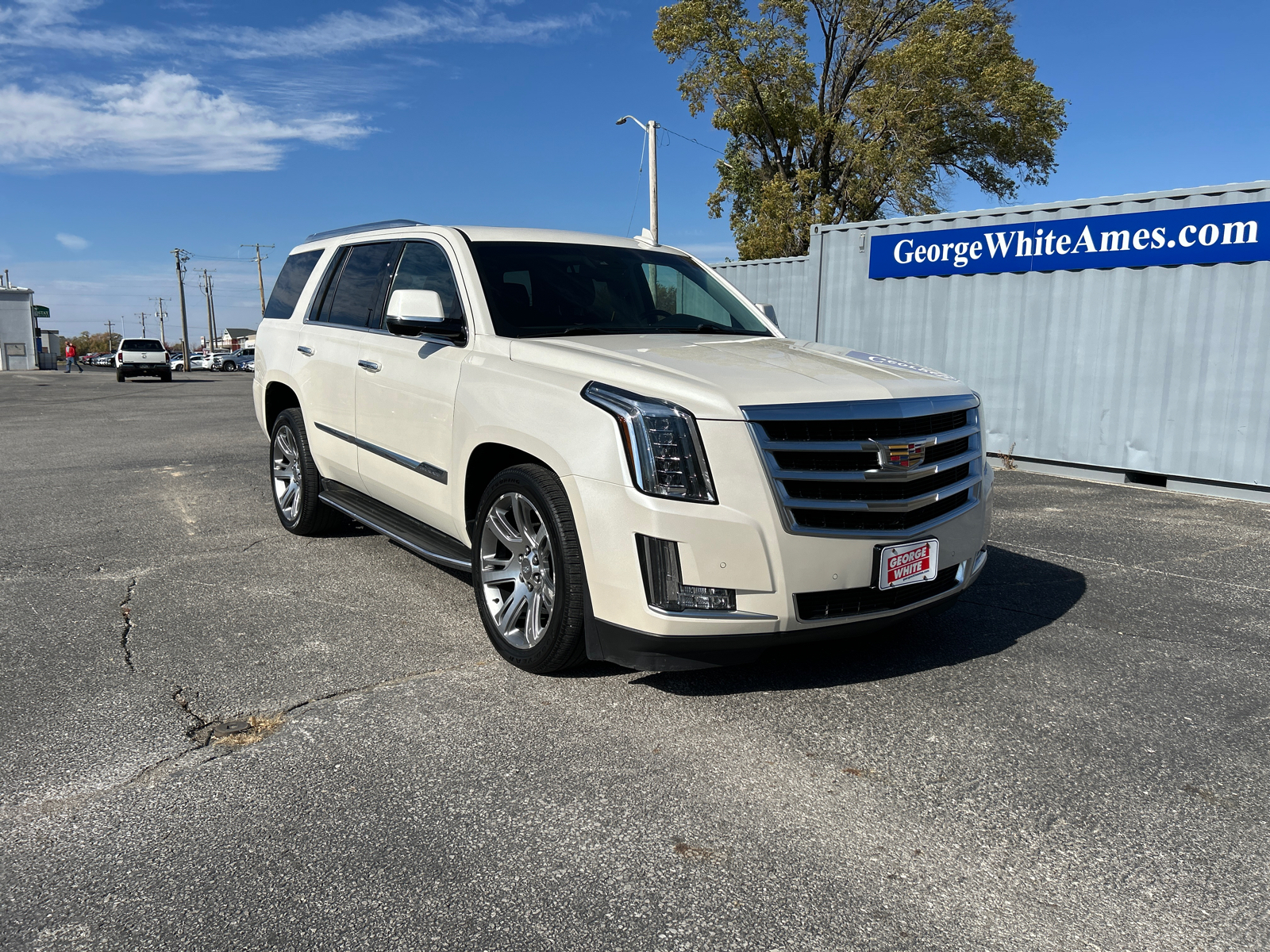 2015 Cadillac Escalade Luxury 1