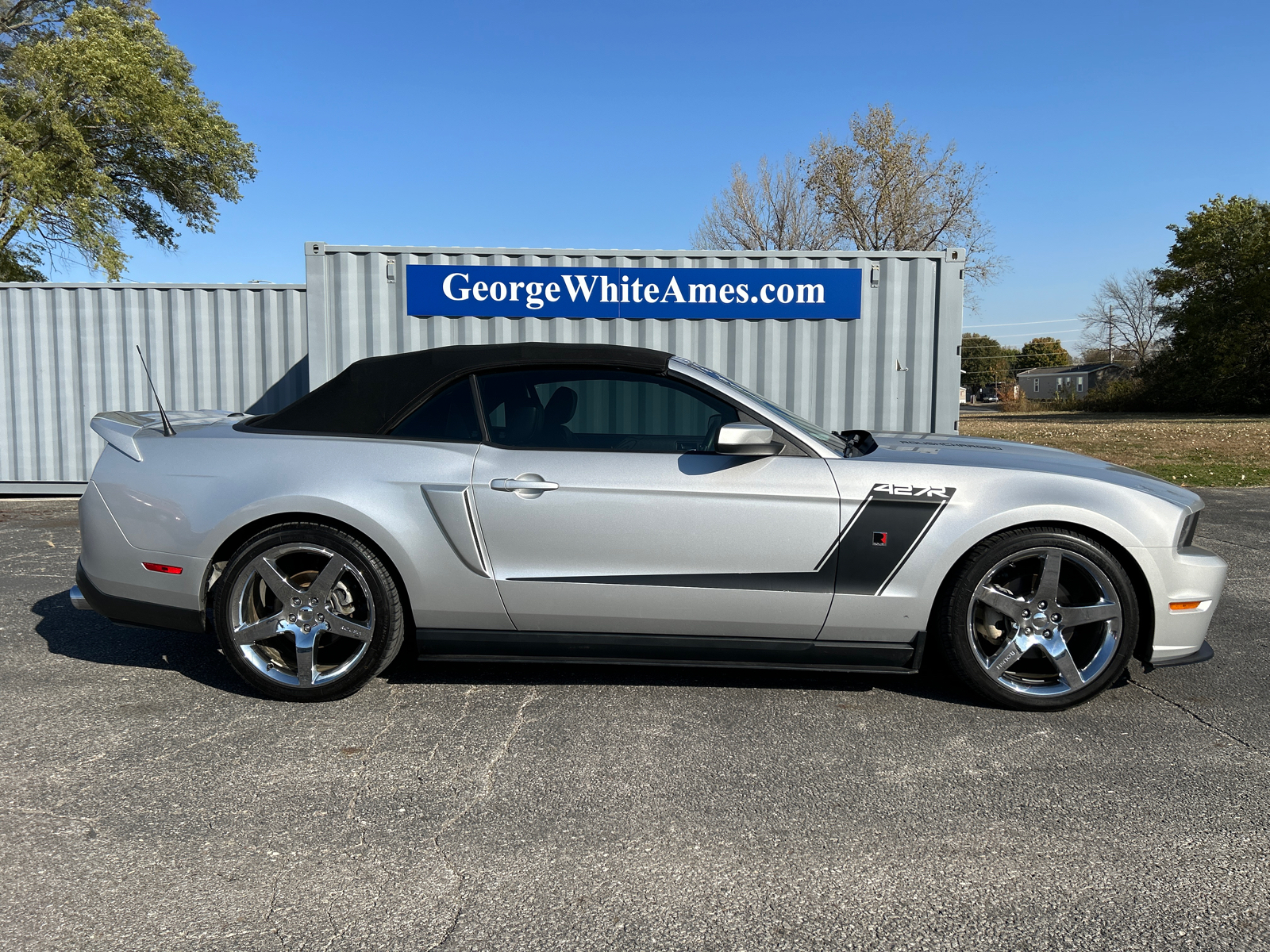 2010 Ford Mustang  3