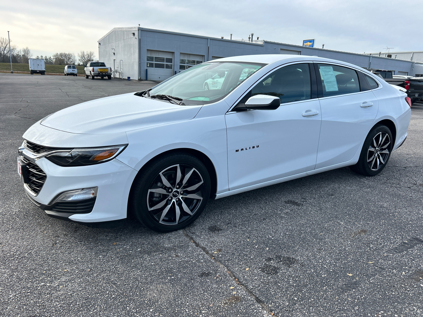 2023 Chevrolet Malibu RS 8