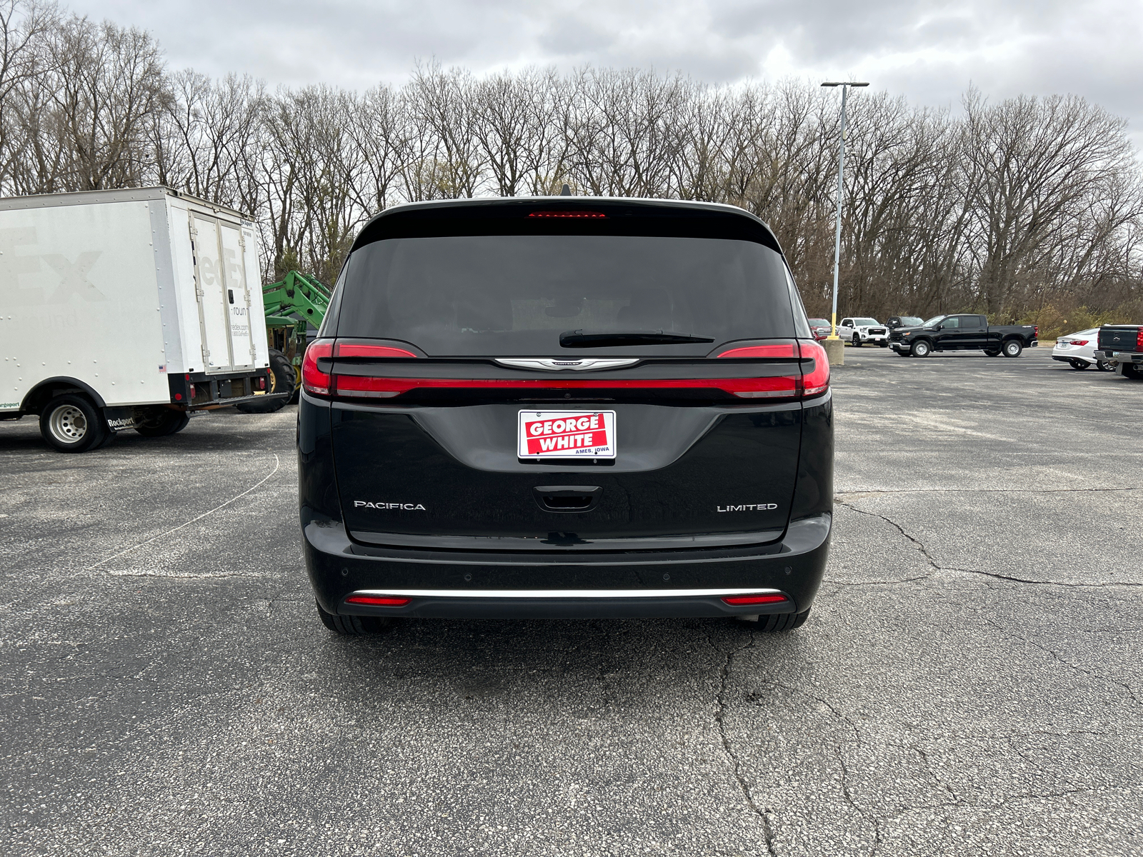 2023 Chrysler Pacifica Limited 5