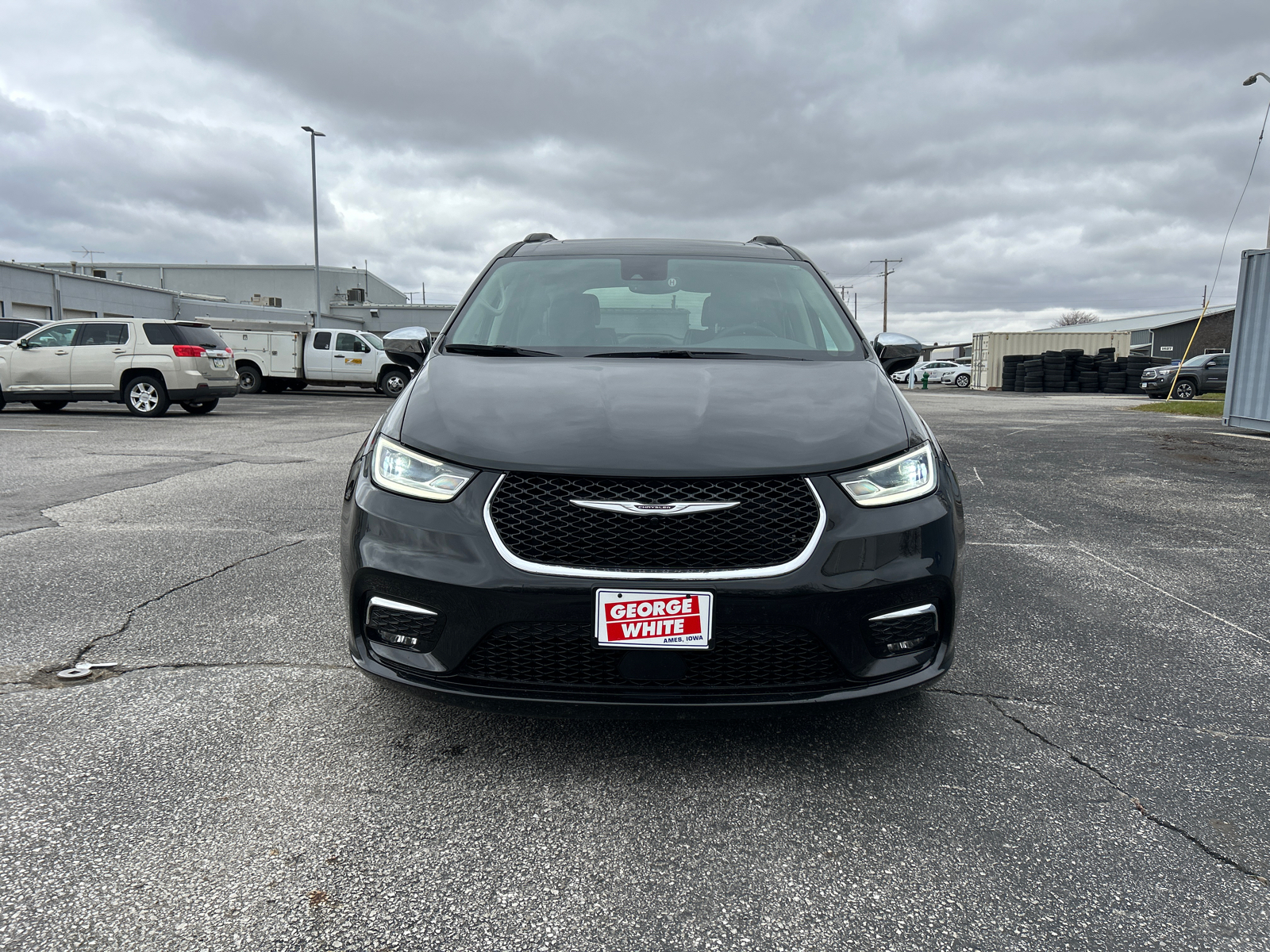 2023 Chrysler Pacifica Limited 9