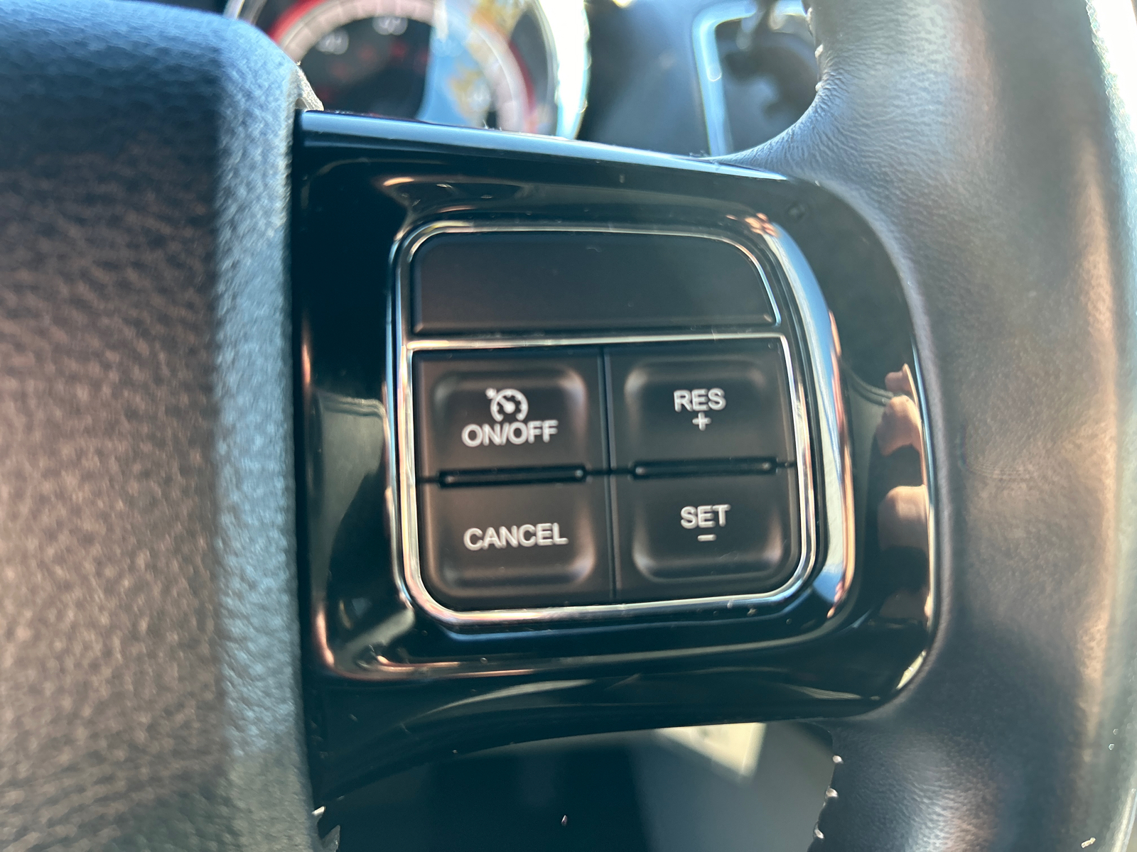 2018 Dodge Grand Caravan SXT 25