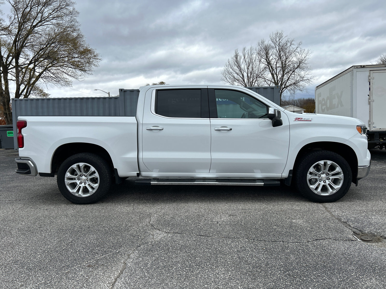 2022 Chevrolet Silverado 1500 LTZ 3