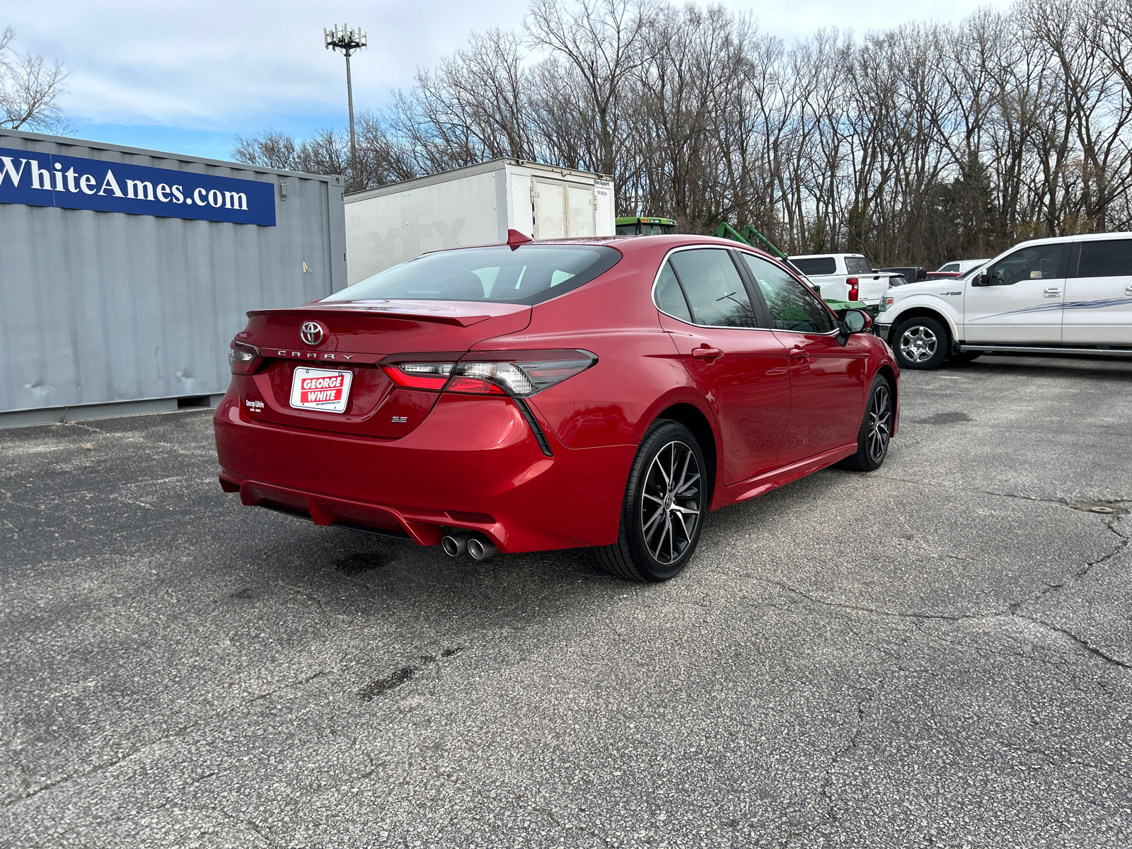 2024 Toyota Camry SE Nightshade 4