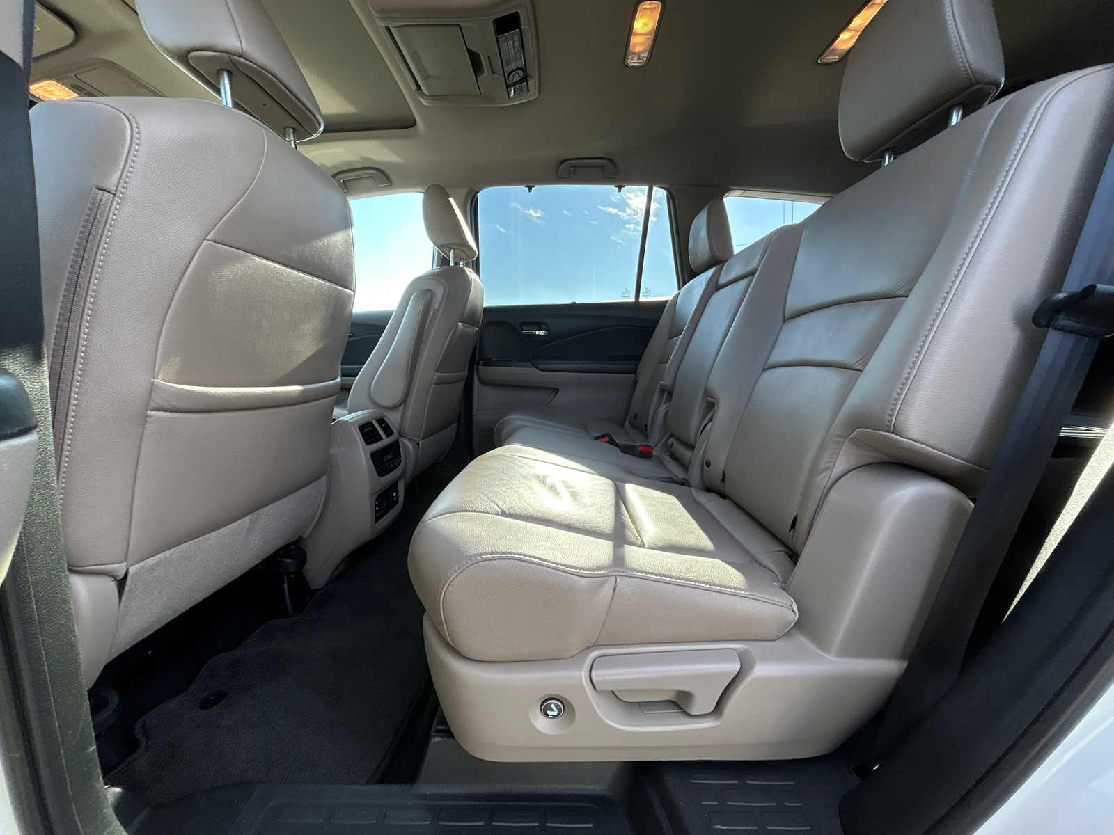 2016 Honda Pilot Touring 12