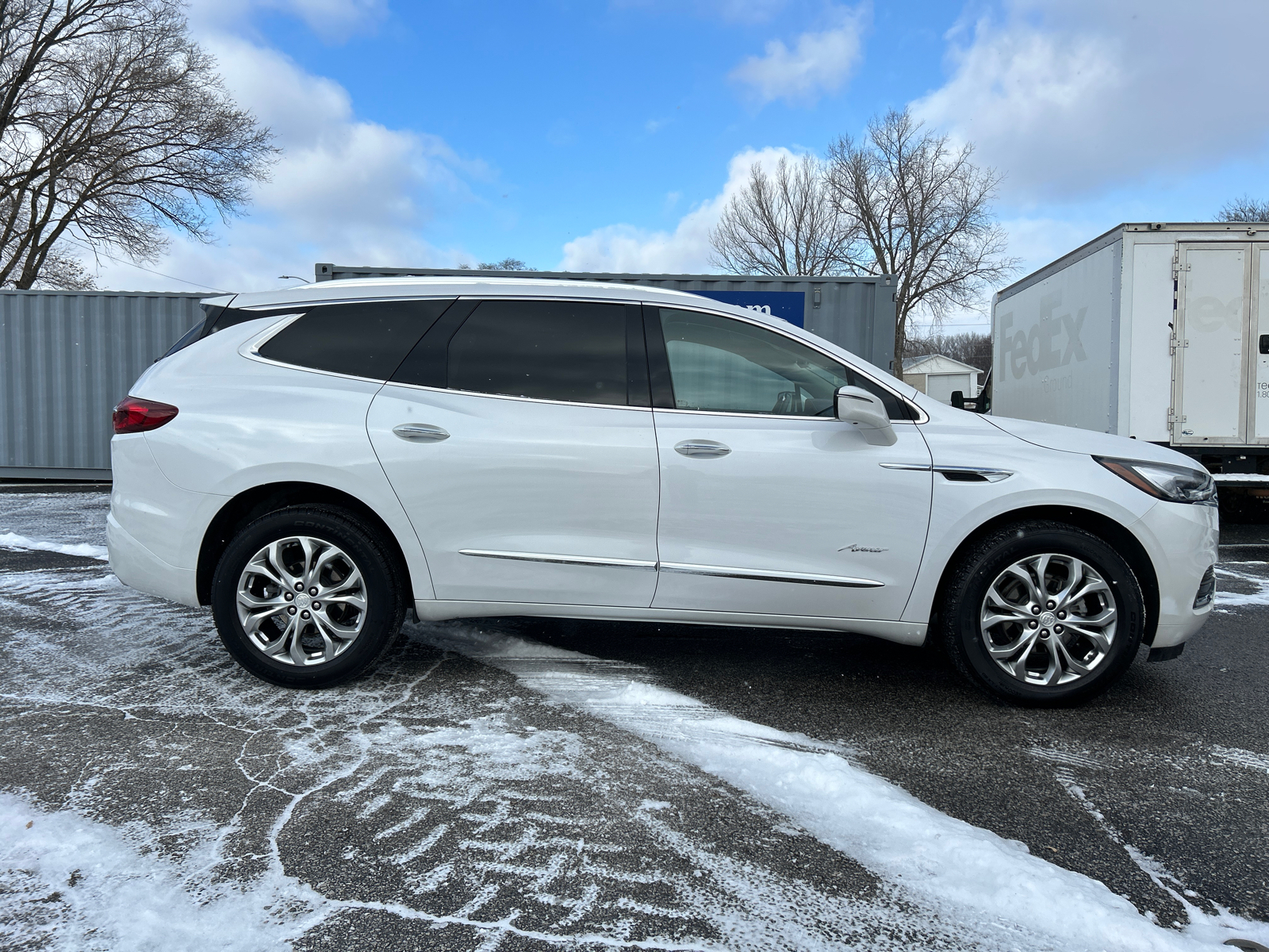 2021 Buick Enclave Avenir 3