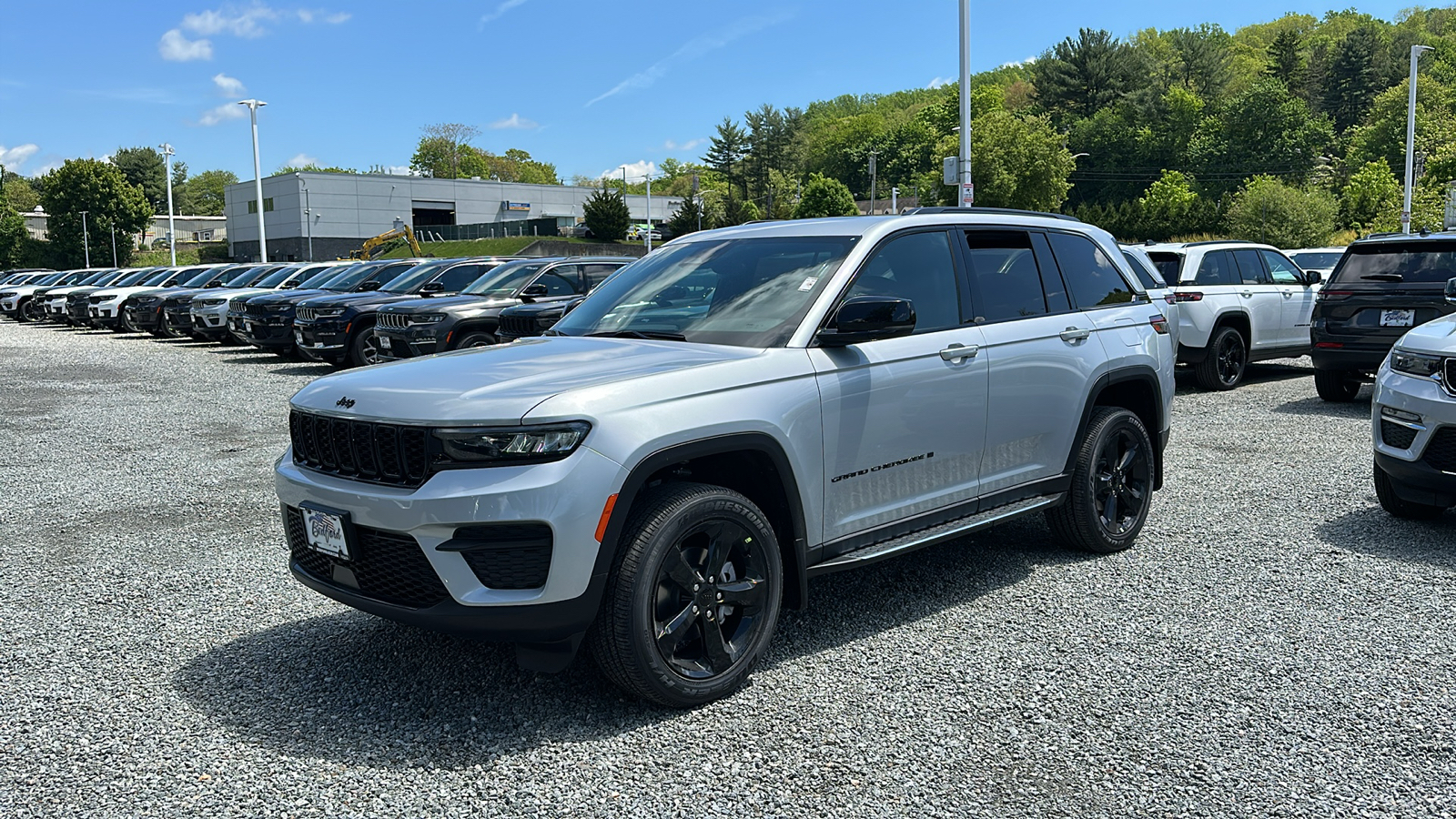 2024 Jeep Grand Cherokee Altitude X 3