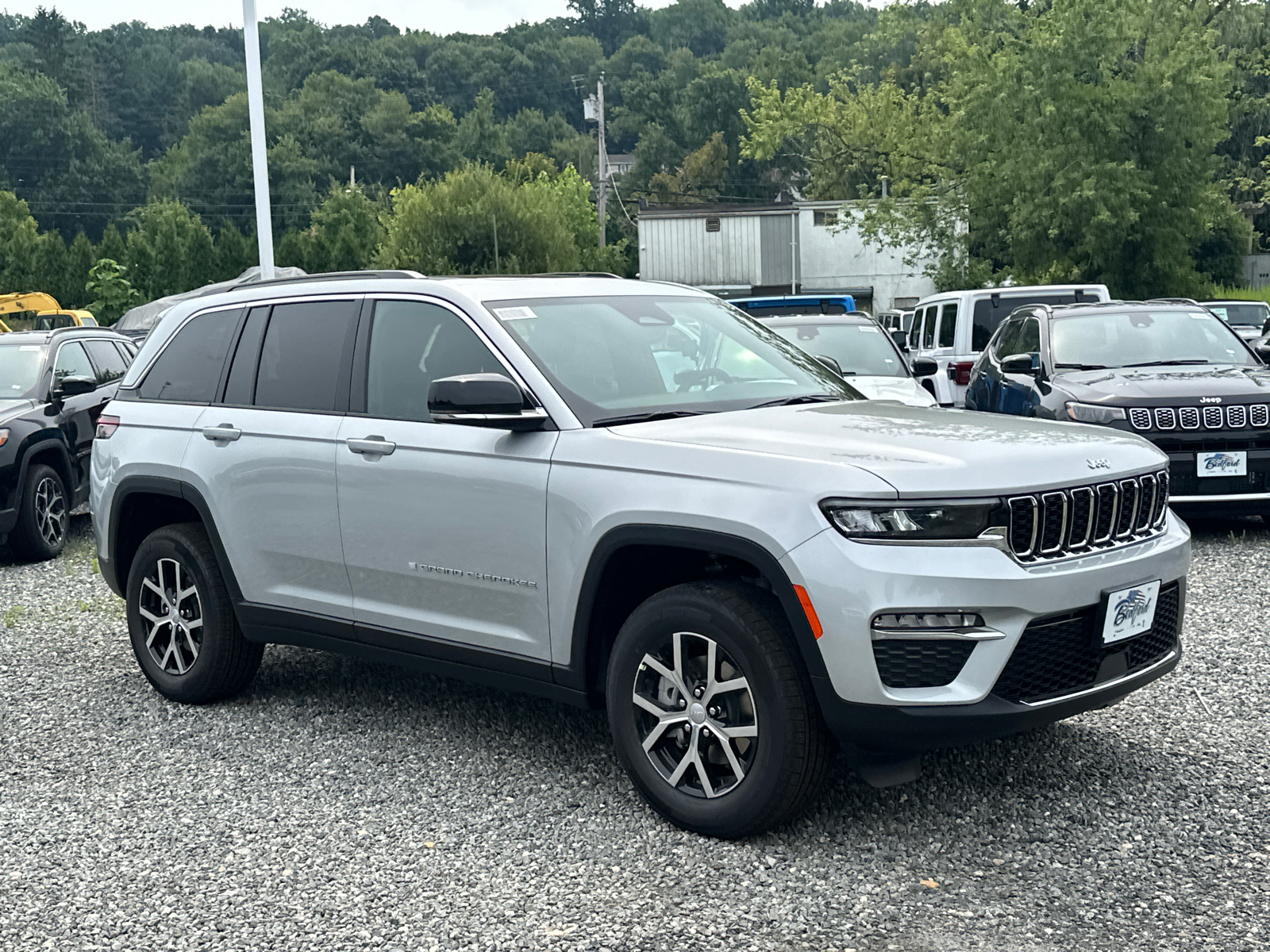 2024 Jeep Grand Cherokee Limited 1