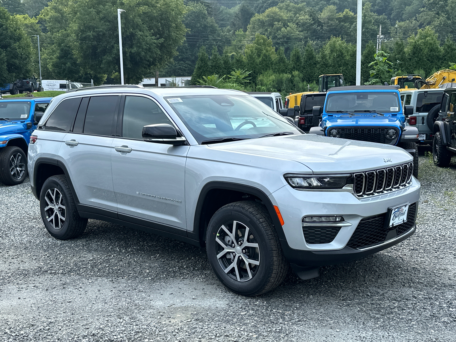 2024 Jeep Grand Cherokee Limited 1