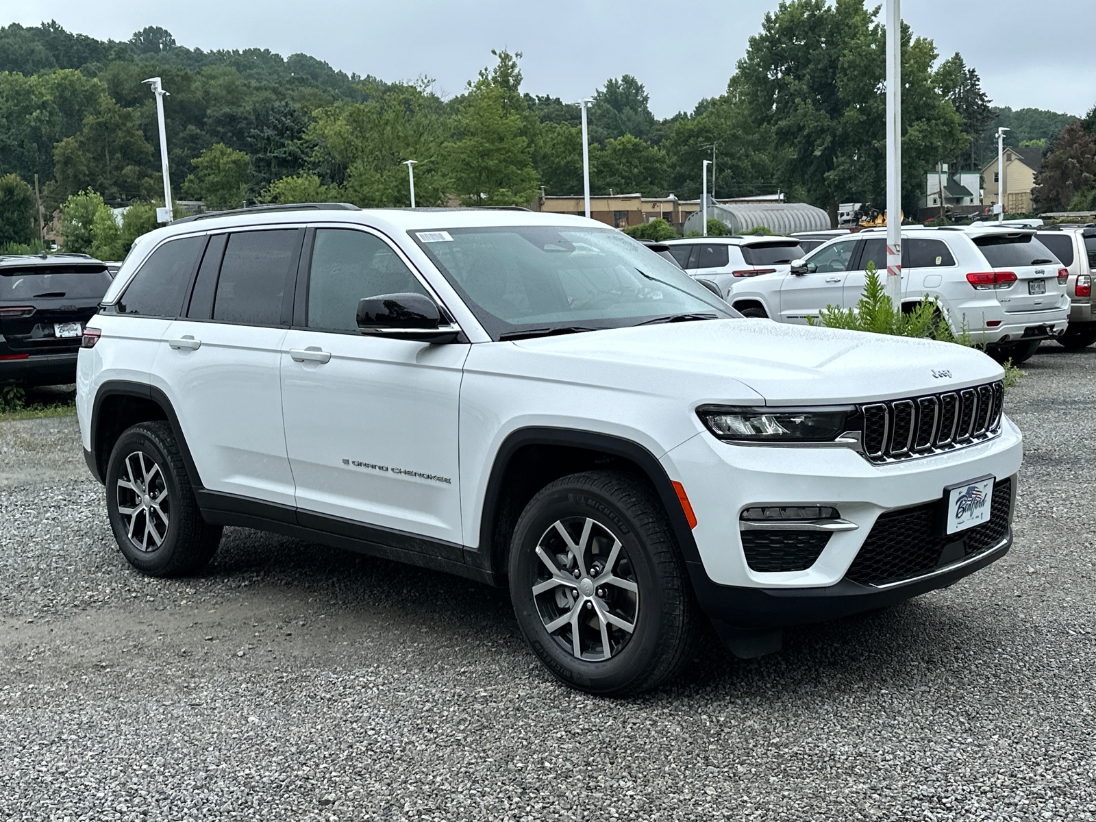 2024 Jeep Grand Cherokee  1