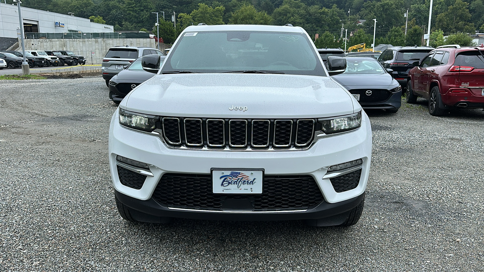 2024 Jeep Grand Cherokee  2